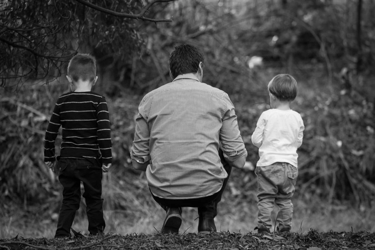 family-portraiture-father-sons.001.jpg