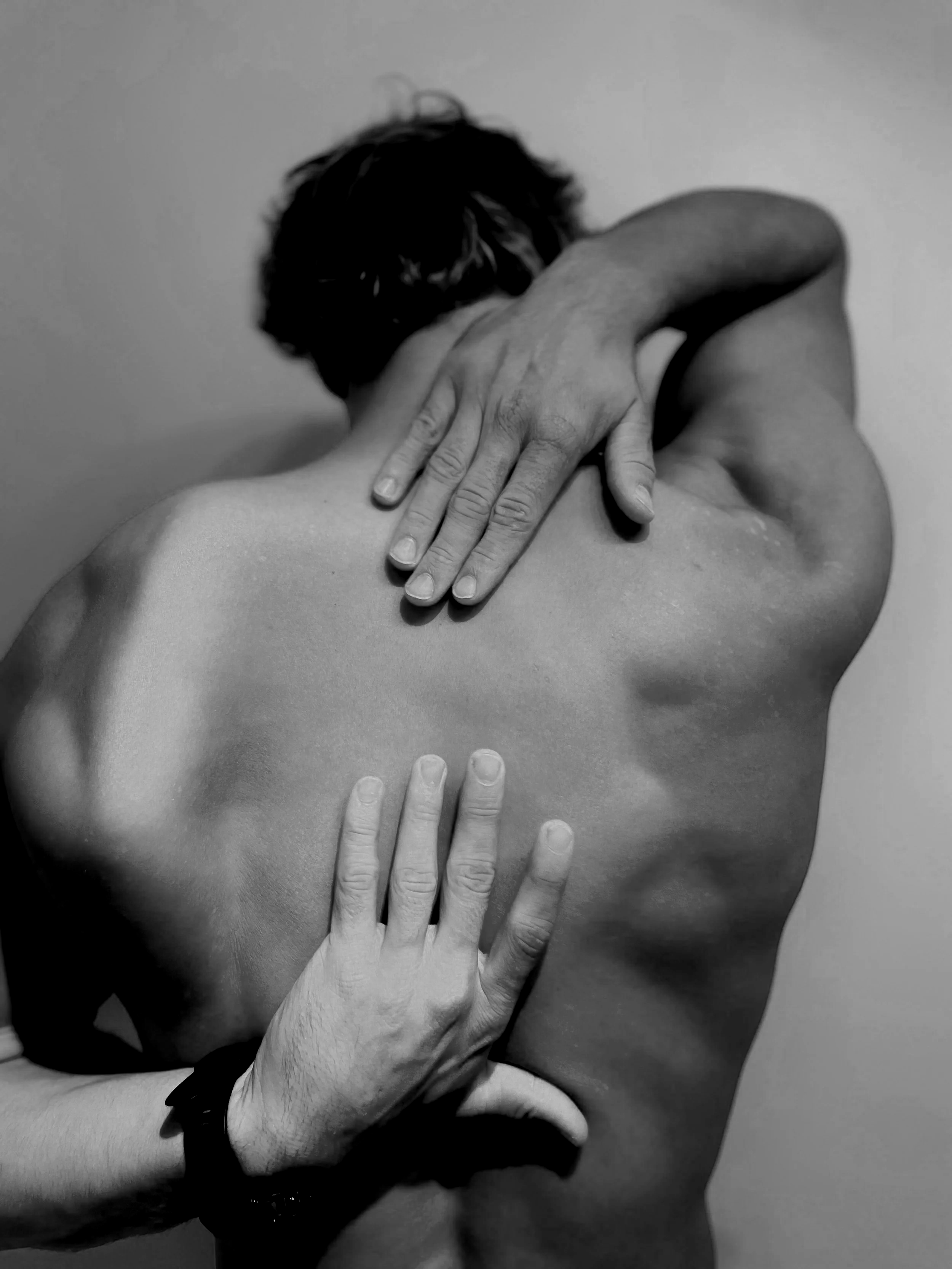 The Chiro Clinic, Expert Chiropractic care for all ages babies to geriatric care. Osteoporosis massage physical therapy session.