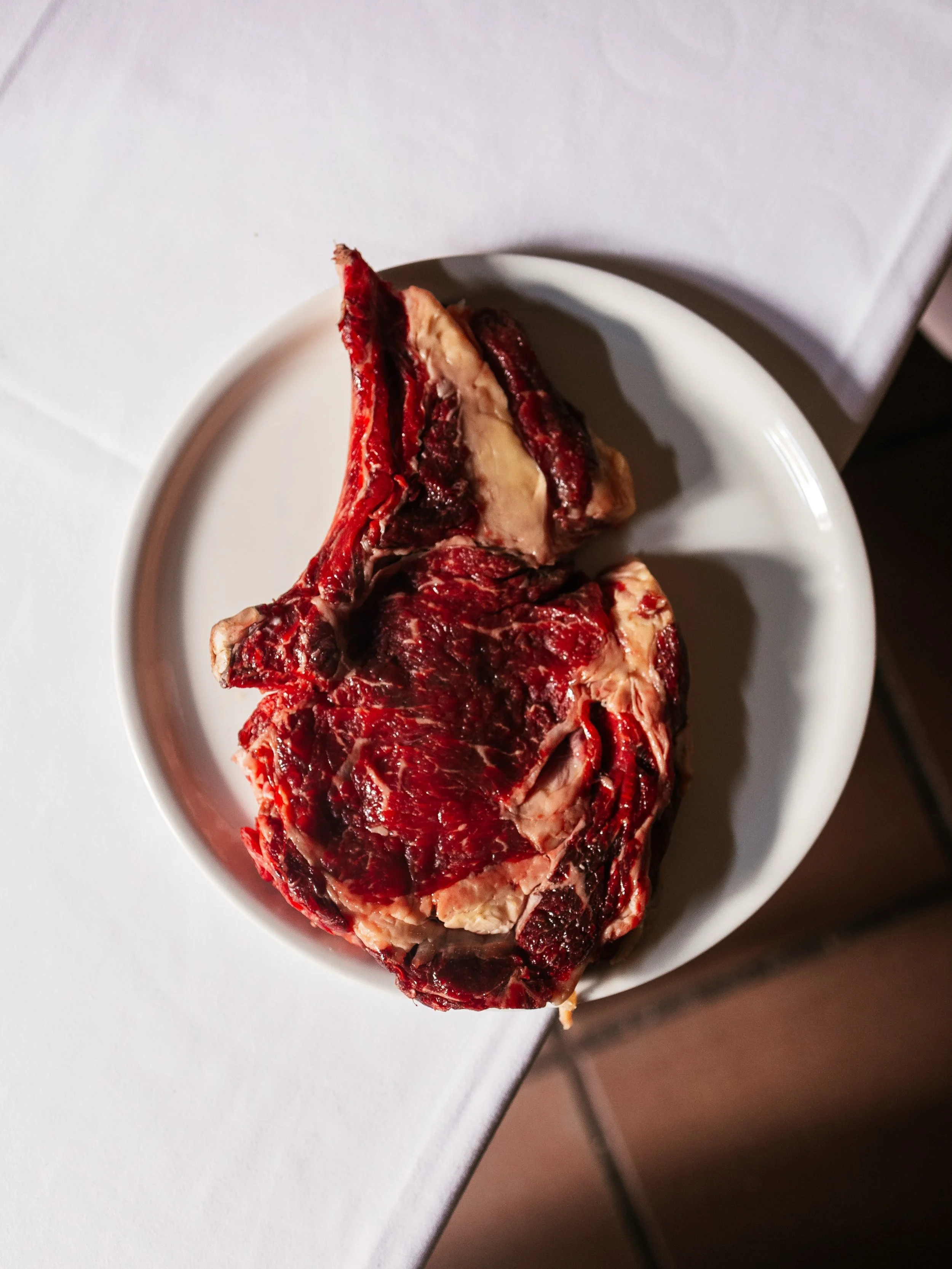 El punto perfecto. 

Chuleta de rubia gallega con una maduraci&oacute;n m&aacute;xima de 45 d&iacute;as.

📞915782497
📍Calle Recoletos 3

#asador #pelotari #restaurantesmadrid #productodemercado #calidad