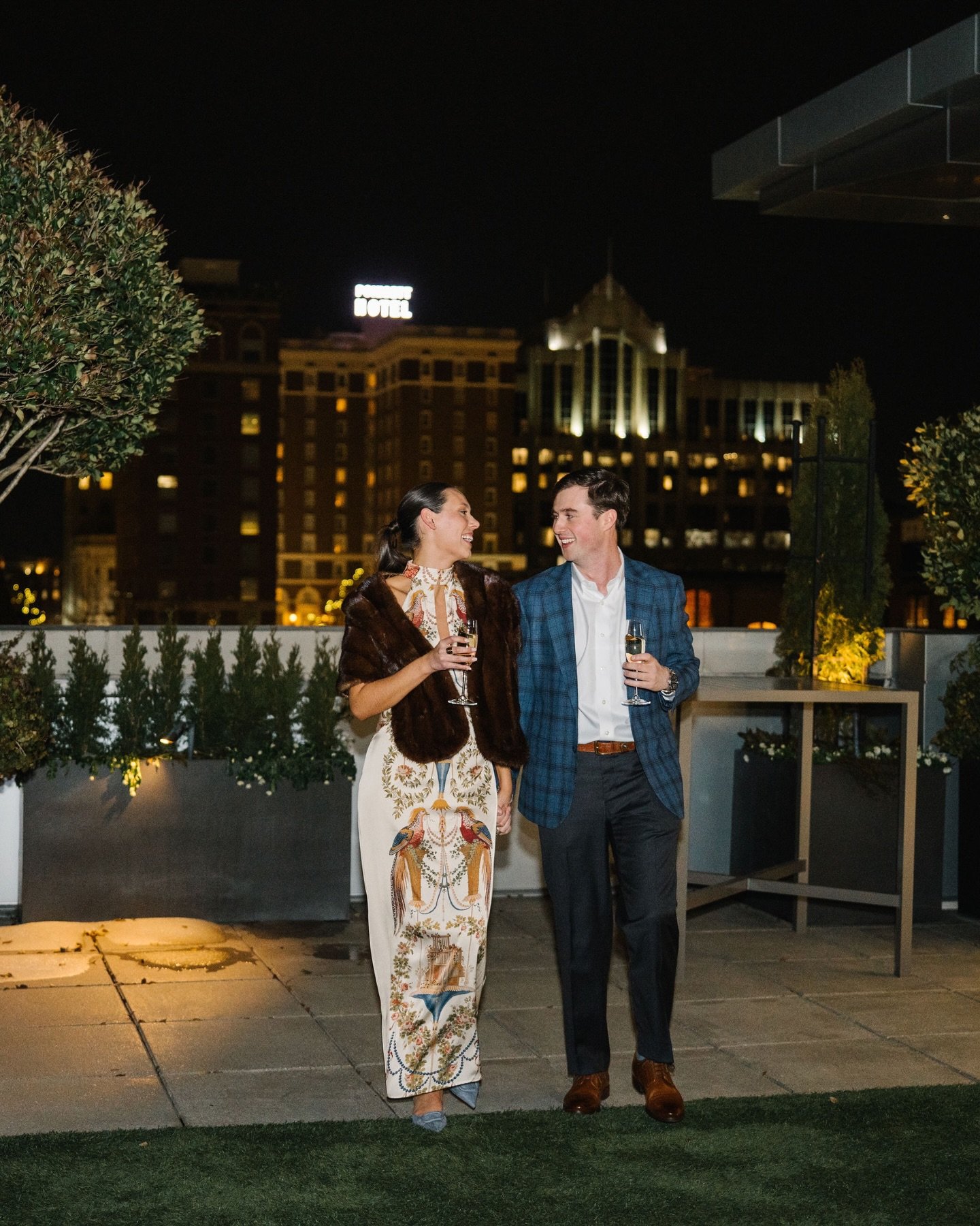 Those night before giddies🤭🤍

Photography: @christinelcoker 
Florals: @foster_gregg_ 
Venue: @avenuegreenville 
Rentals: @professionalparty 
Planning: @host.eventsco 

#greenvillesouthcarolina #southcarolinawedding #rehearsaldinner #greenvillescwed