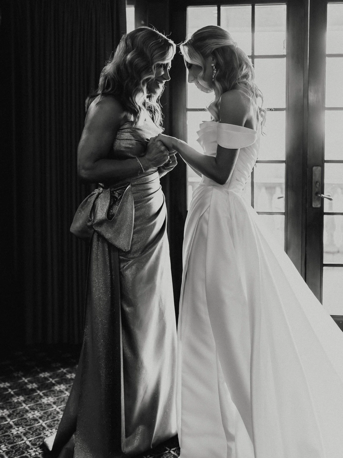 These are the moments that become memories for a lifetime. 🤍 Having the right team by your side means you can fully trust the day to unfold beautifully. This allows you to stay present, soak it in, and celebrate!

📸 @lilyfaithphotography_ 

#weddin