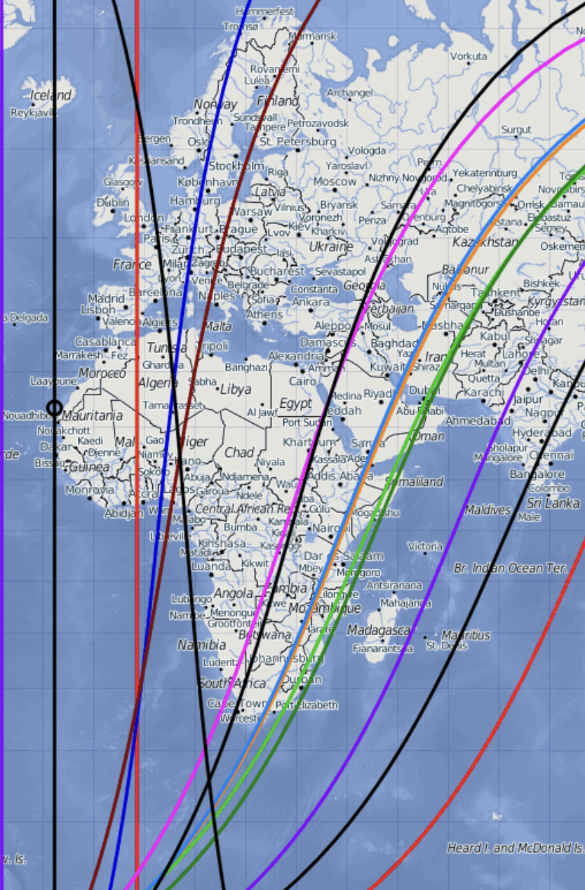 Eine Weltkarte mit mehreren bogenförmigen Linien in verschiedenen Farben, die Europas und Afrikas Kontinente verbinden, vermutlich Flugrouten oder Satellitenpfade.