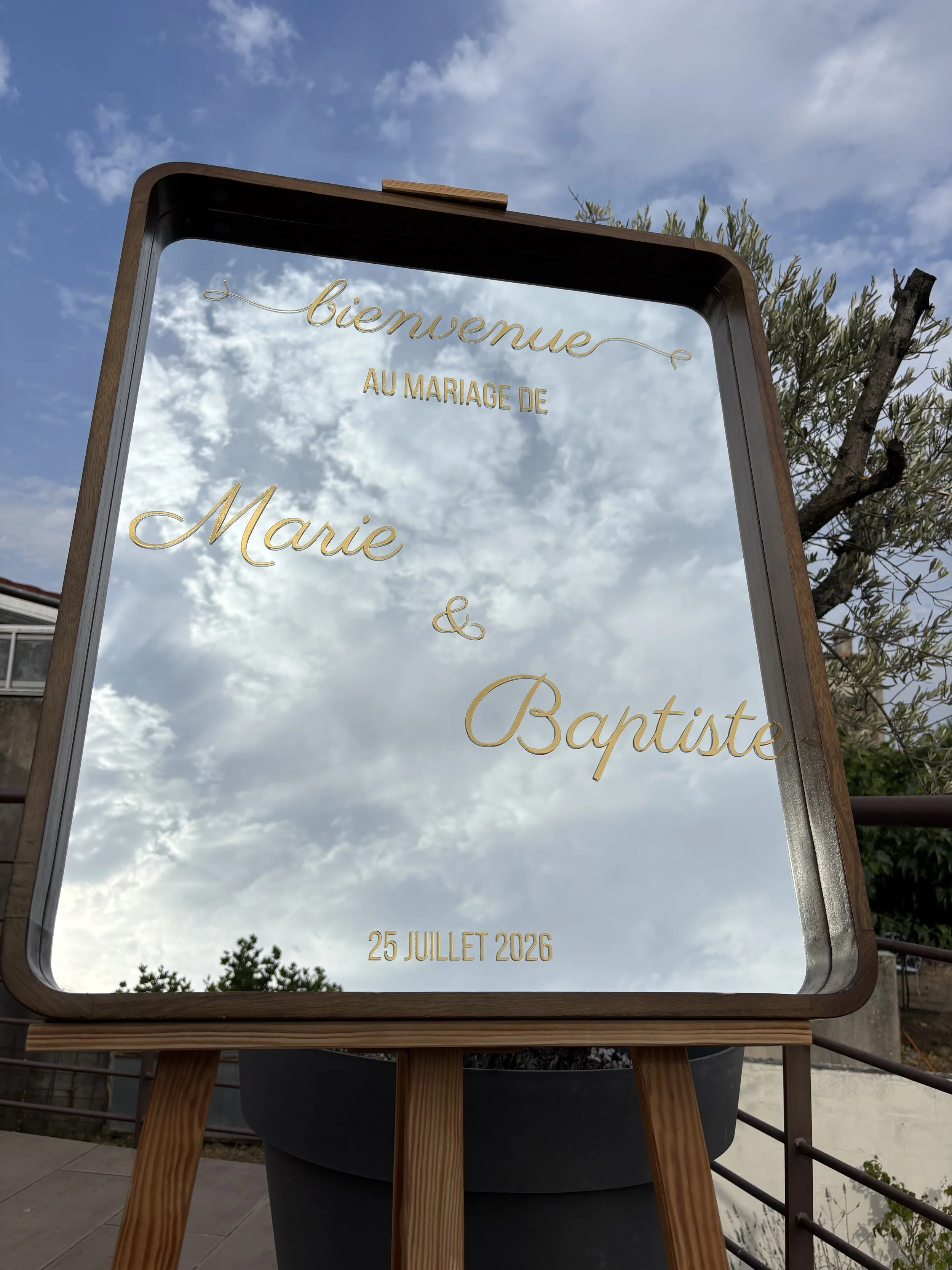 Miroir Cadre en bois sur chevalet