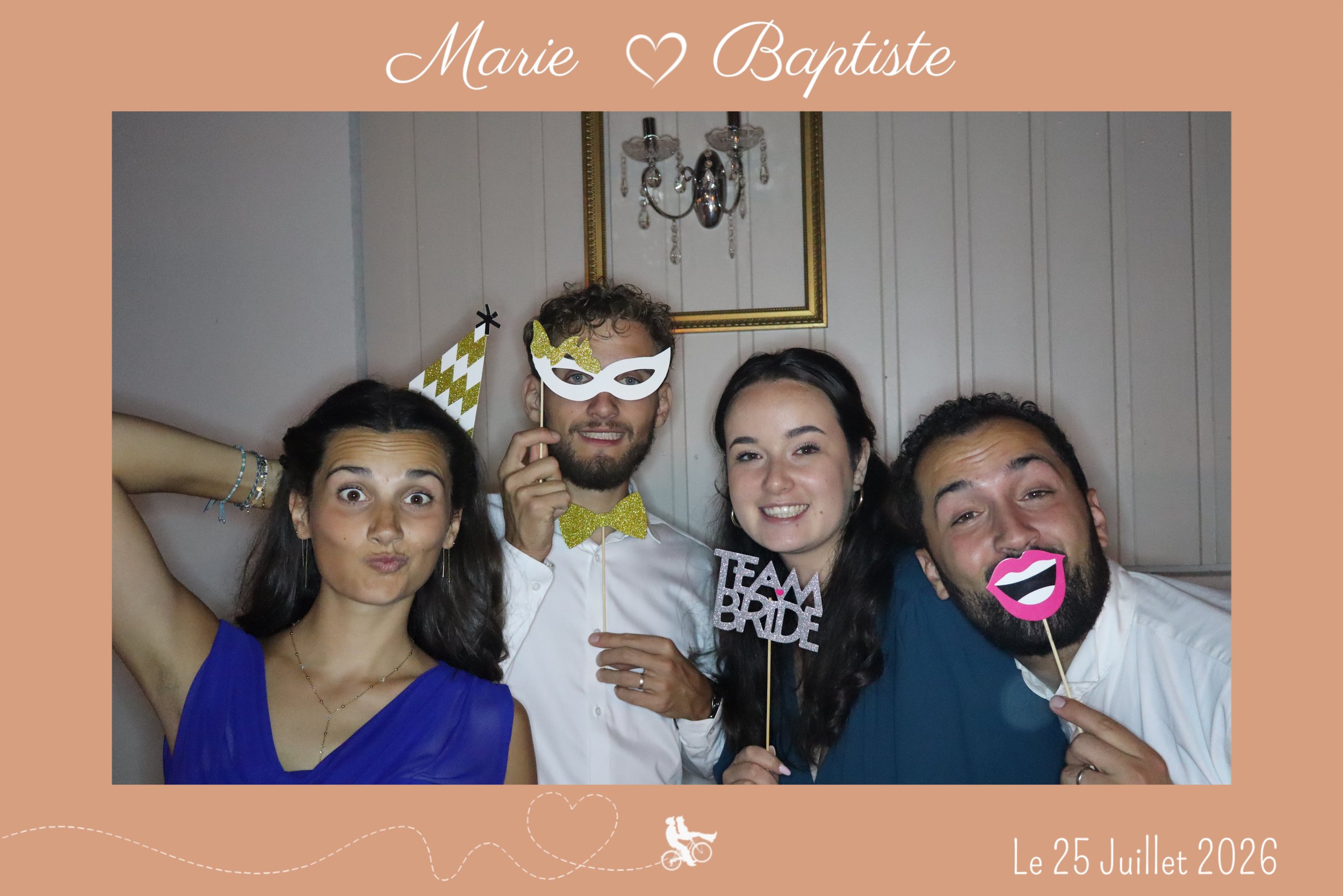 photobooth anniversaire flashback studio mariage.jpeg