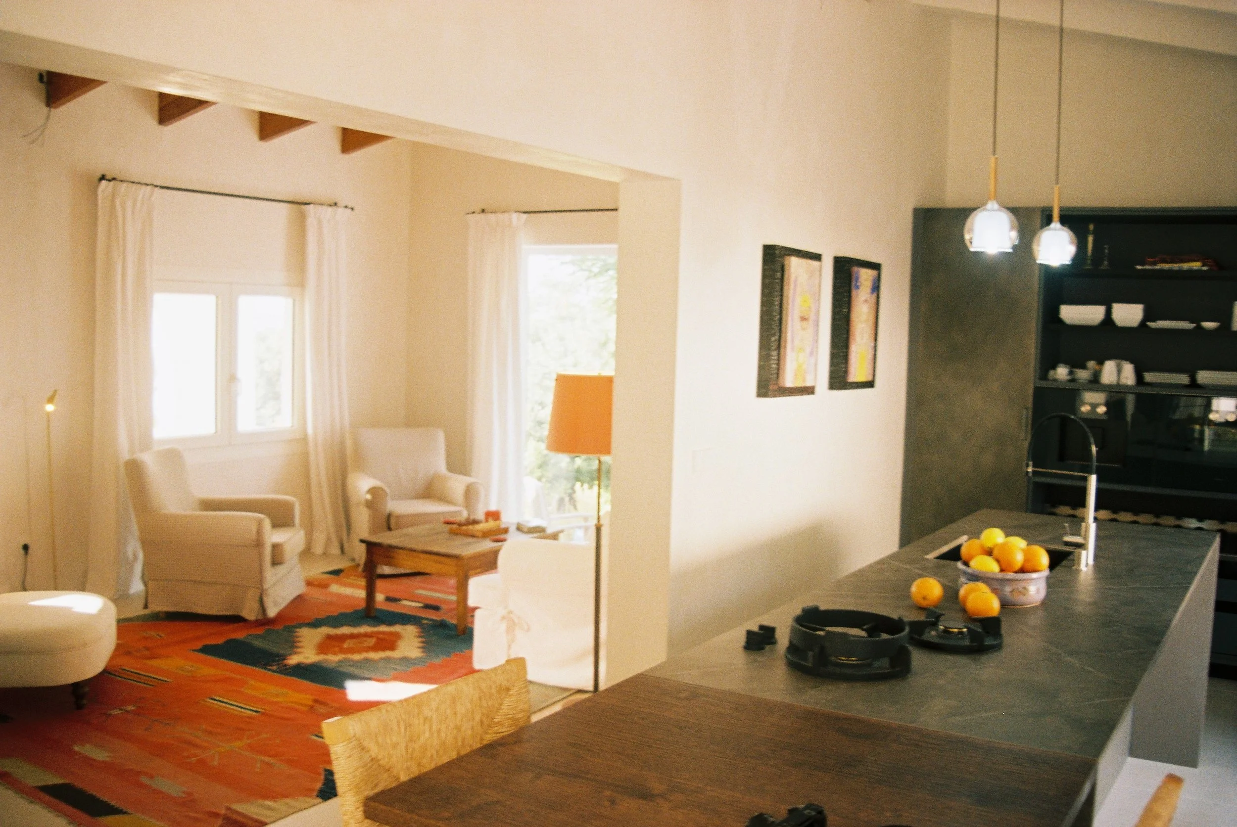 R1-02355-0028.jpg
