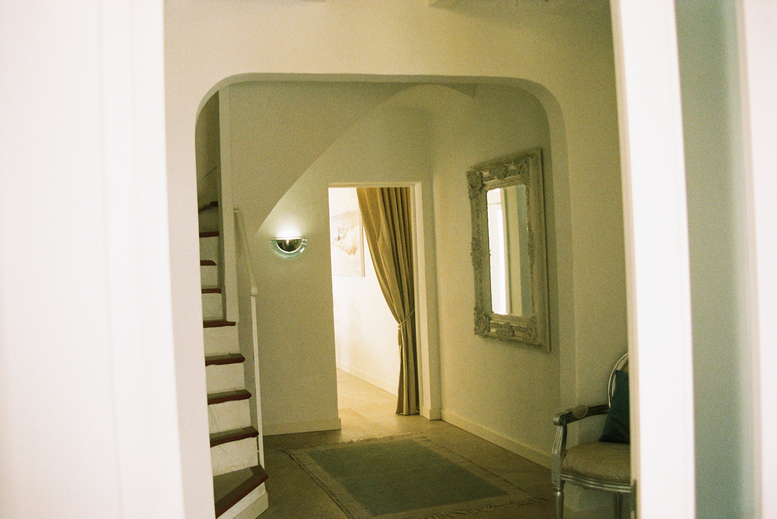 R1-02356-029A.jpg