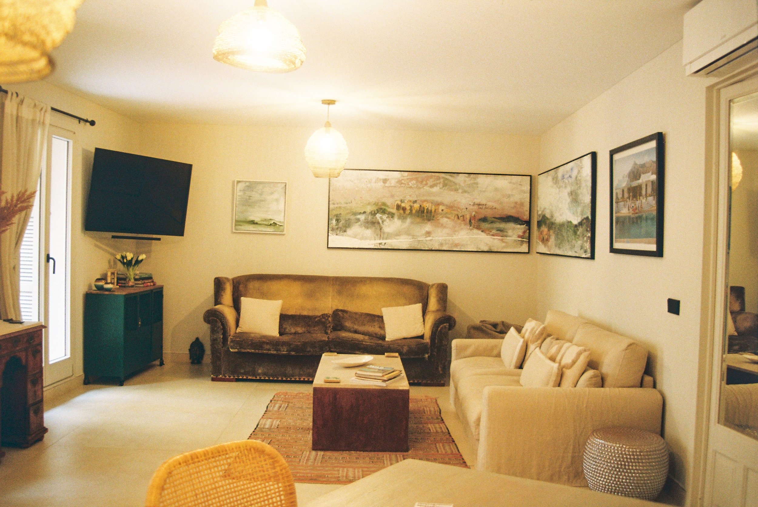 R1-03789-007A.jpg