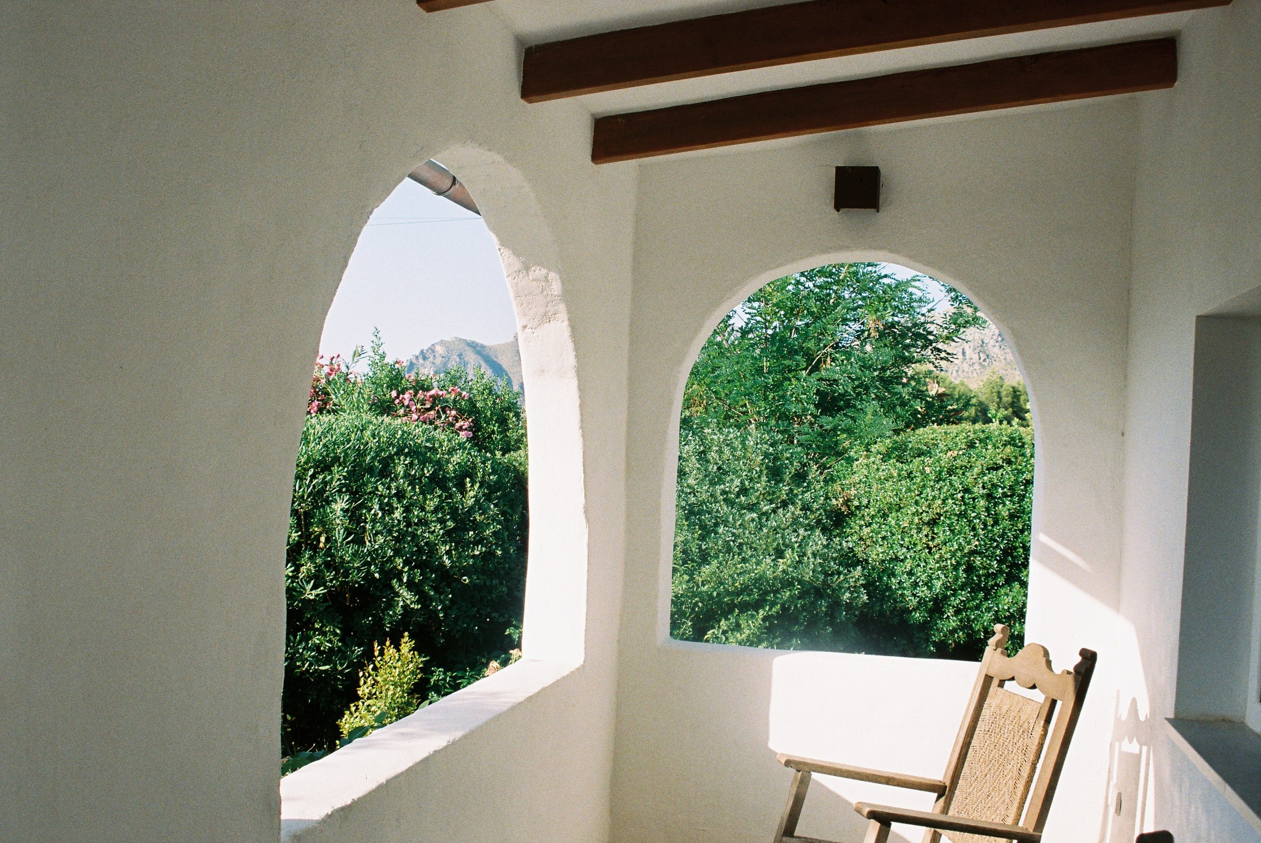 R1-02355-0025.jpg
