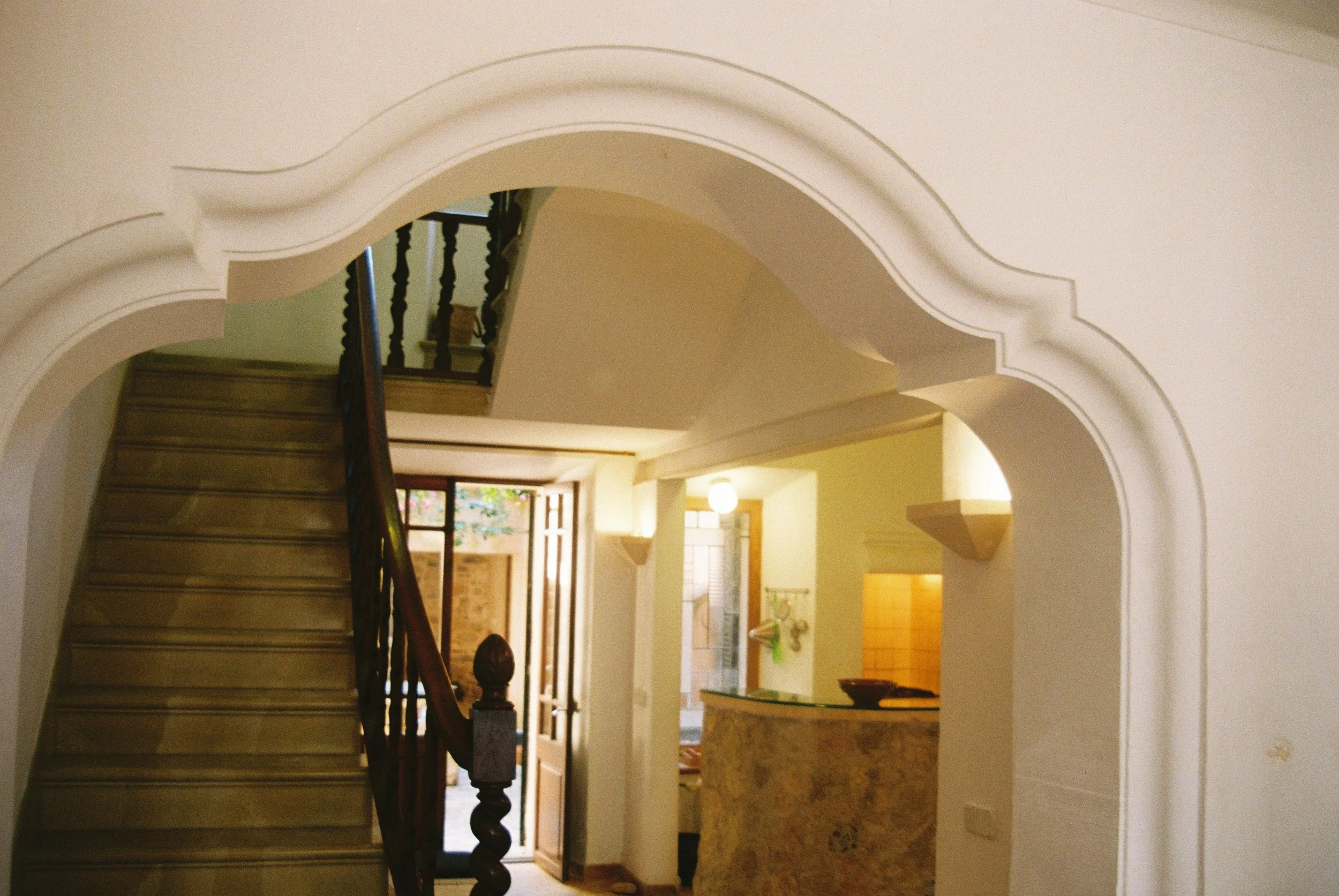 R1-02358-0022.jpg
