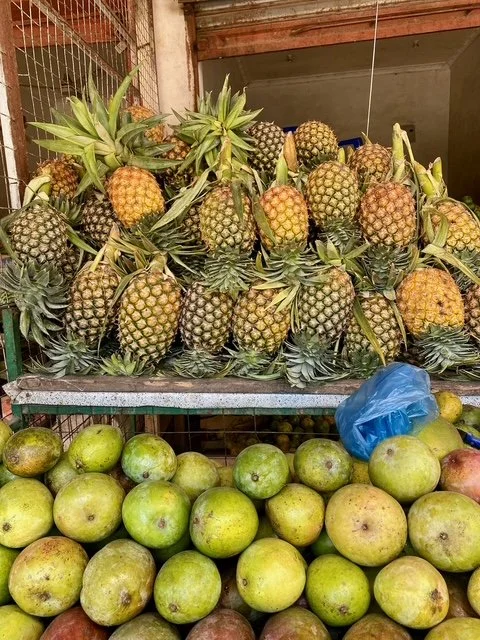 Fresh fruit market in Tanzania