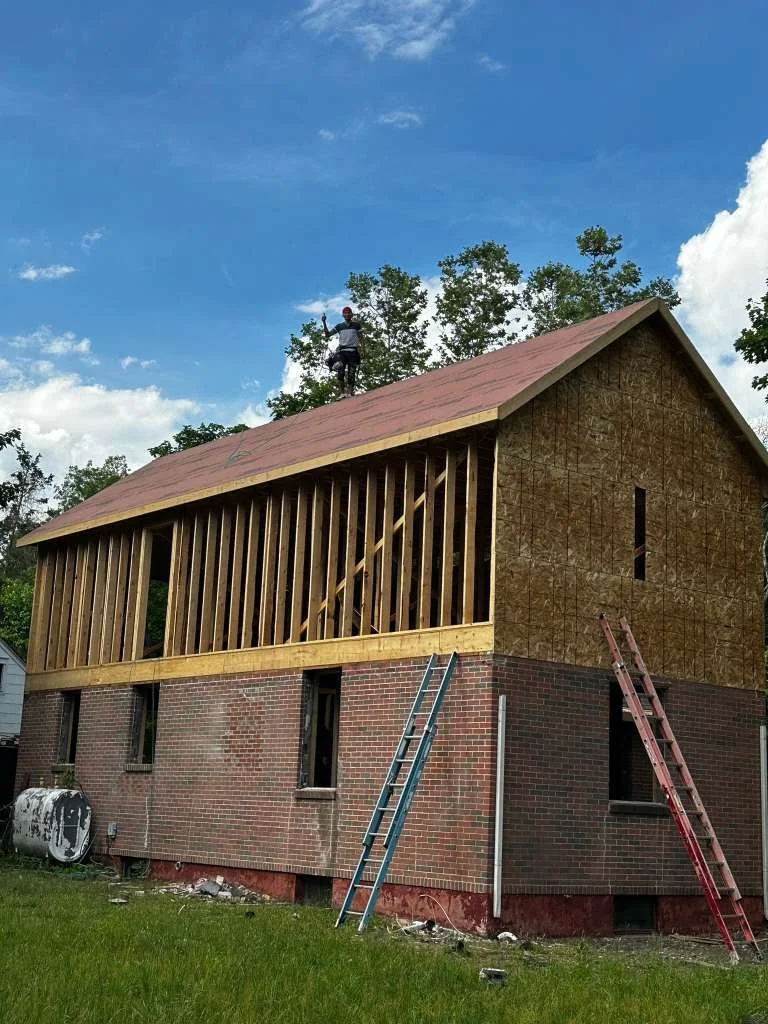 Oranssi project: wraparound deck