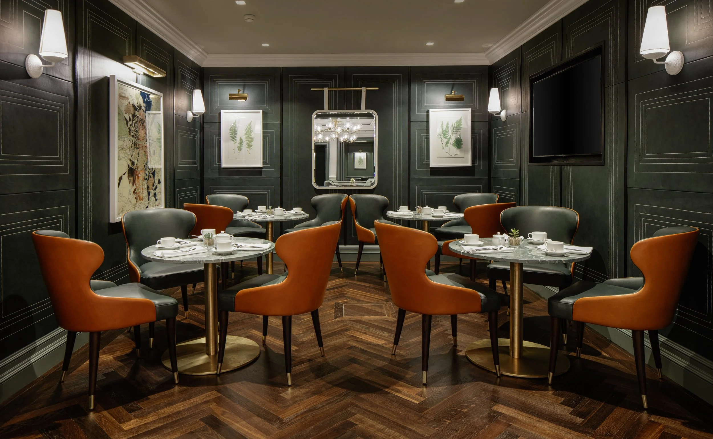Iveagh Suite - Alcove Dorian Gray.jpg