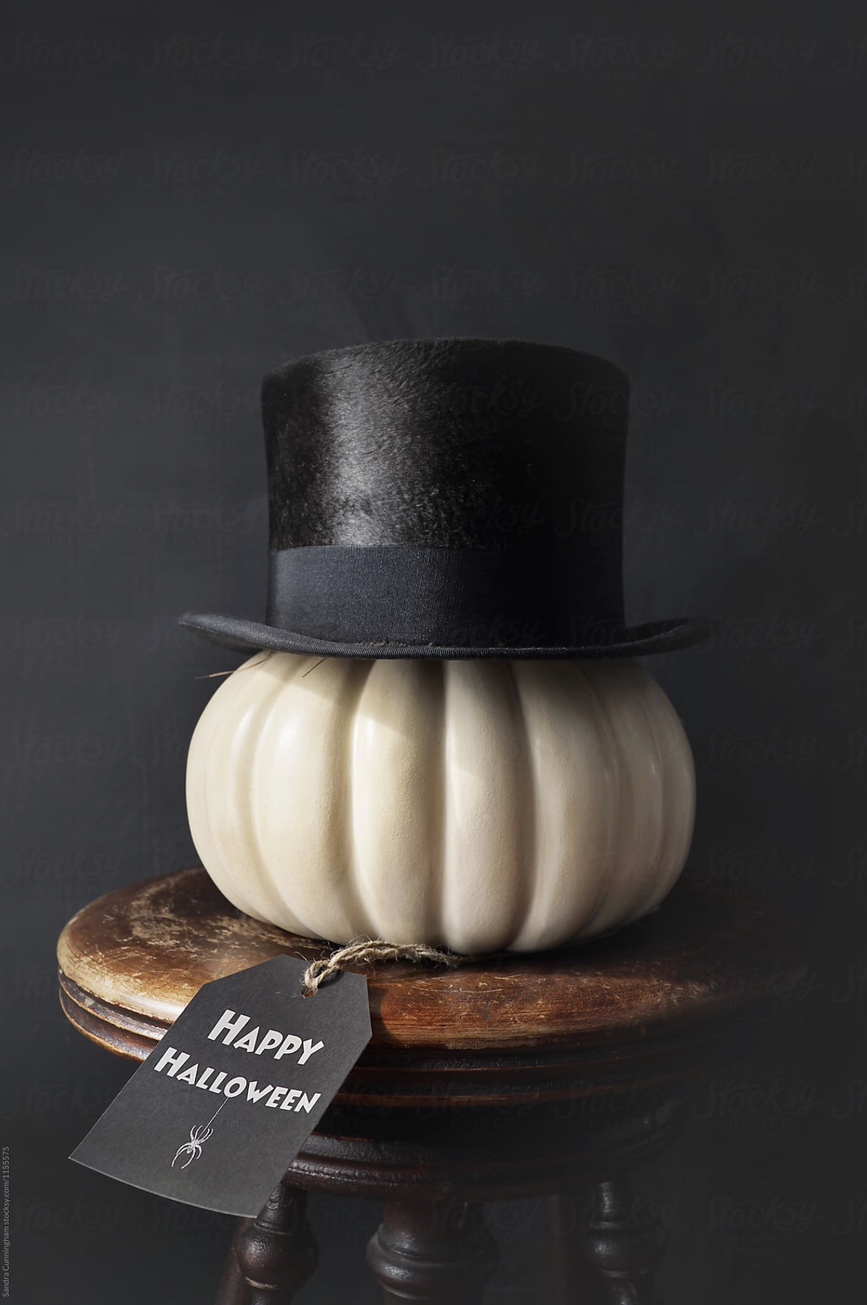 HAPPY HALLOWEEN