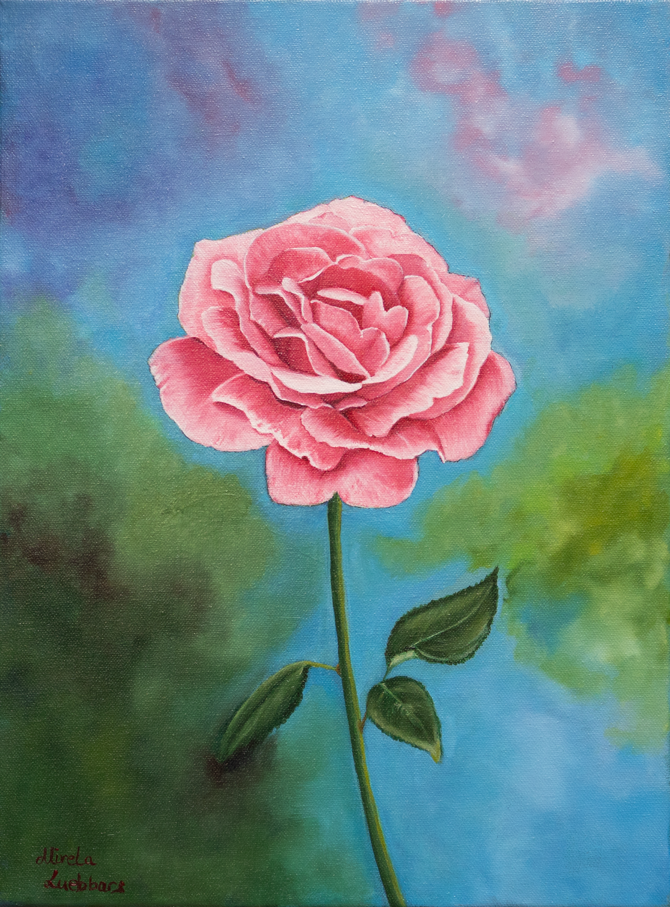 Ölgemälde einer rosa Rose von Mirela Luebbars: Detailreiches Stillleben im Romantischem Realismus, jede Blattbeugung sichtbar, vor einem sanften blau-grünen, impressionistischem Hintergrund.