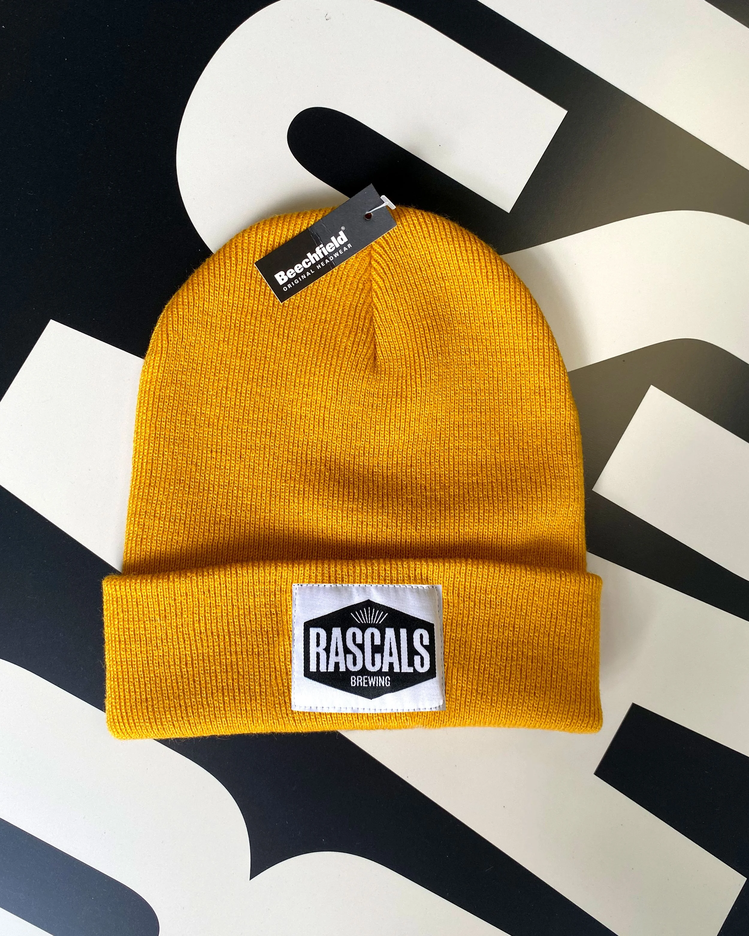 MERCH_LAYOUTS_Yellow_beanie_1080x1350.jpg