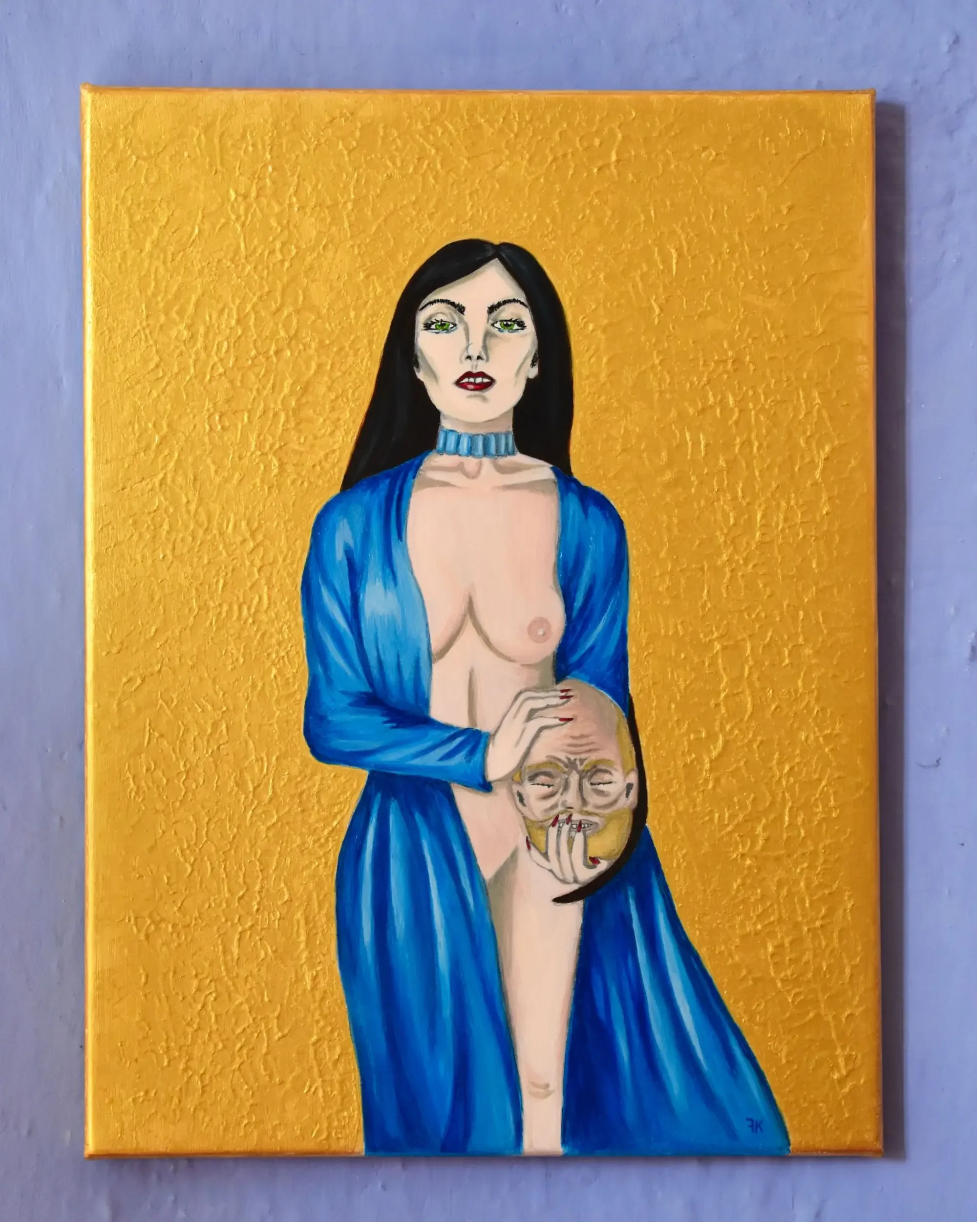 Full view of Giuditta e Oloferne. Who is the Victim?, a contemporary artwork by Francesca V Kranz, displaying the vertical painting on a wall where Judith holds the severed head of Holofernes, against a textured metallic gold background.