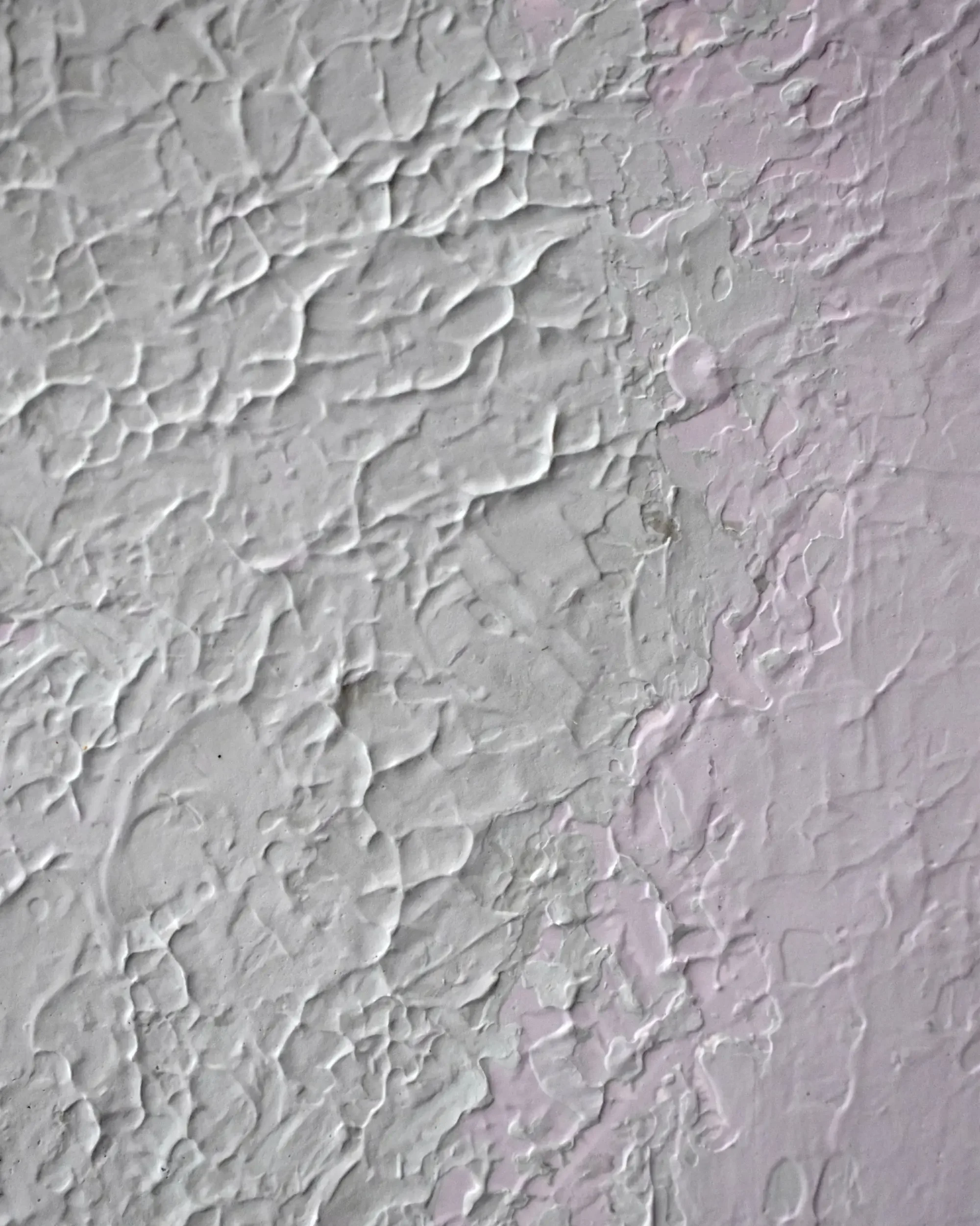 Macro close-up of the fresco-like texture from Francesca V Kranz's contemporary artwork Madonna. Aura Lacrimarum., showing the layered pastel tones and structural details of the pictorial surface.