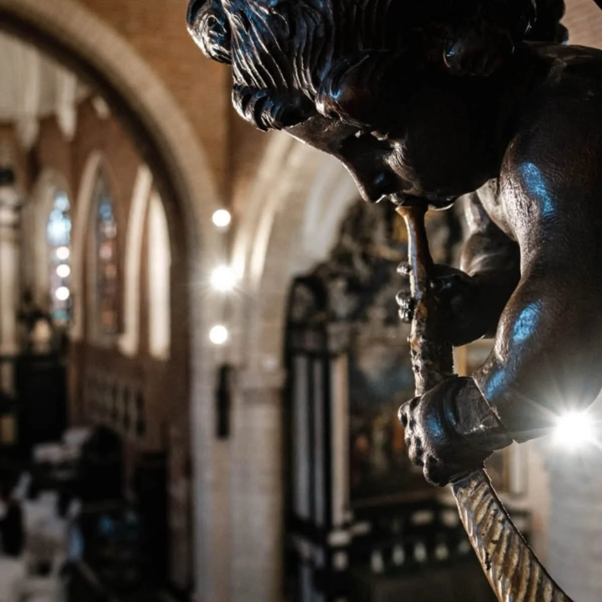 Nestled in the heart of Antwerp, Botanic Sanctuary Antwerp blends historic charm with contemporary elegance. A timeless retreat where serenity, gastronomy, and refined hospitality come together in perfect harmony.