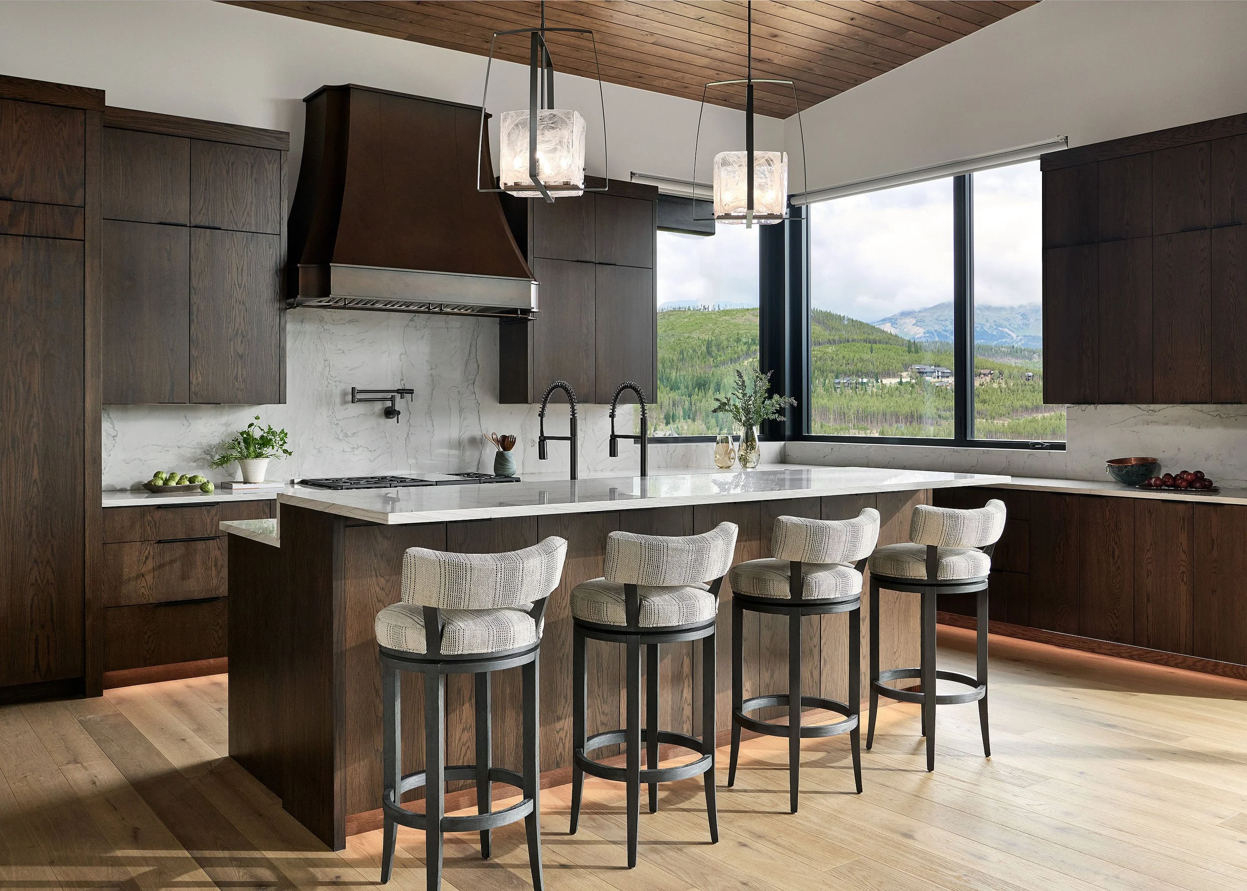 Summit Estates luxury residential interior design by Hinge Interior
