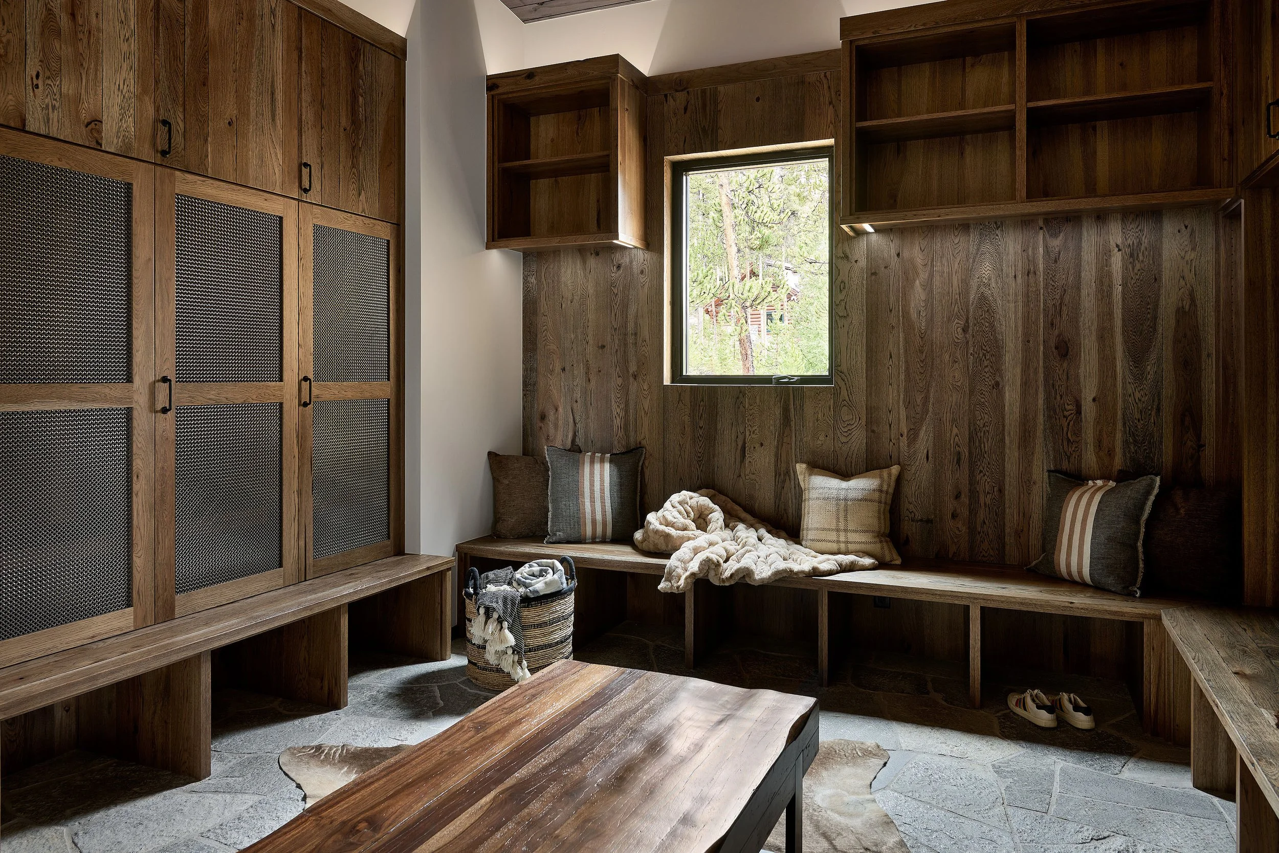 Summit Estates luxury residential interior design by Hinge Interior