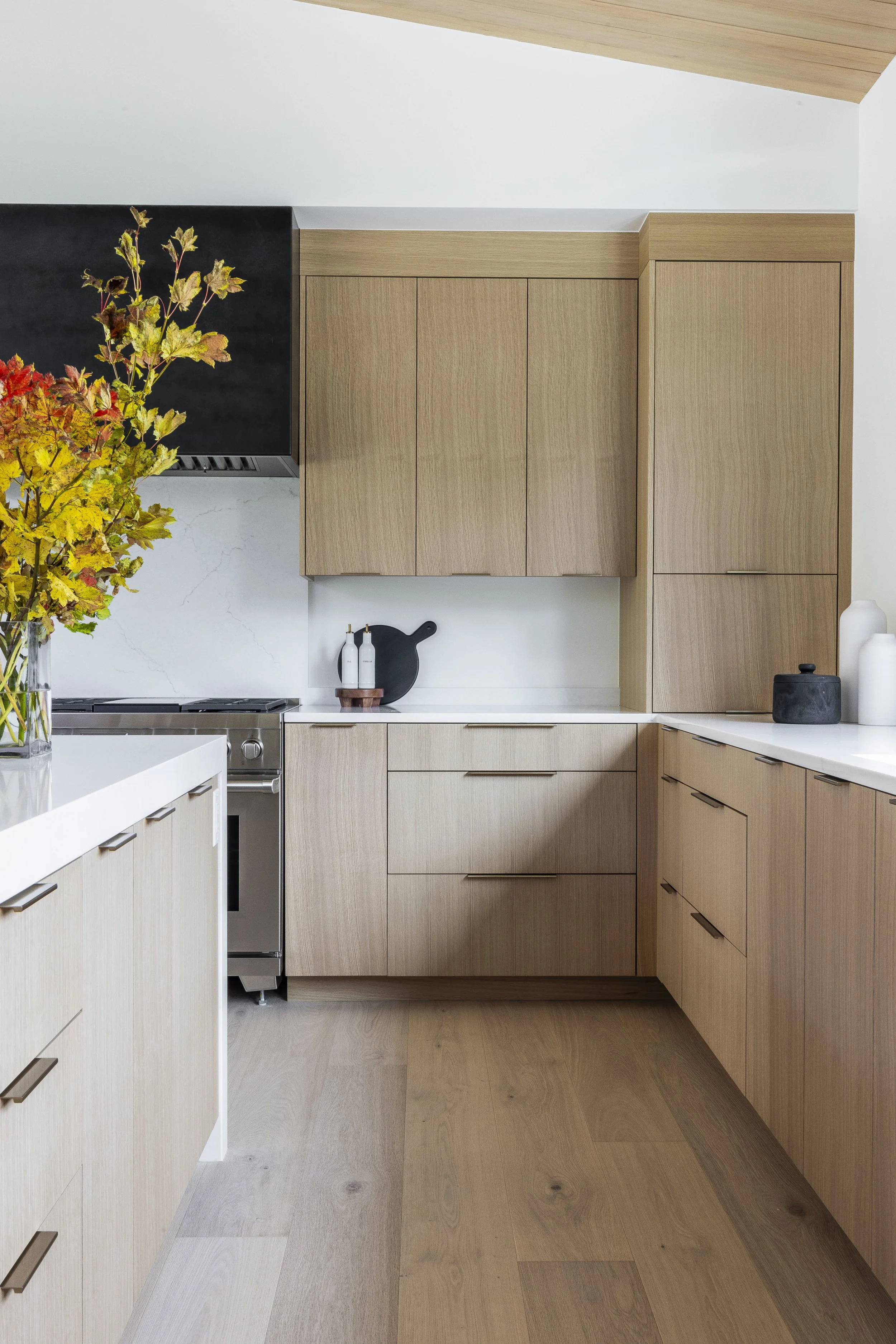 Windflower luxury residential interior design by Hinge Interior