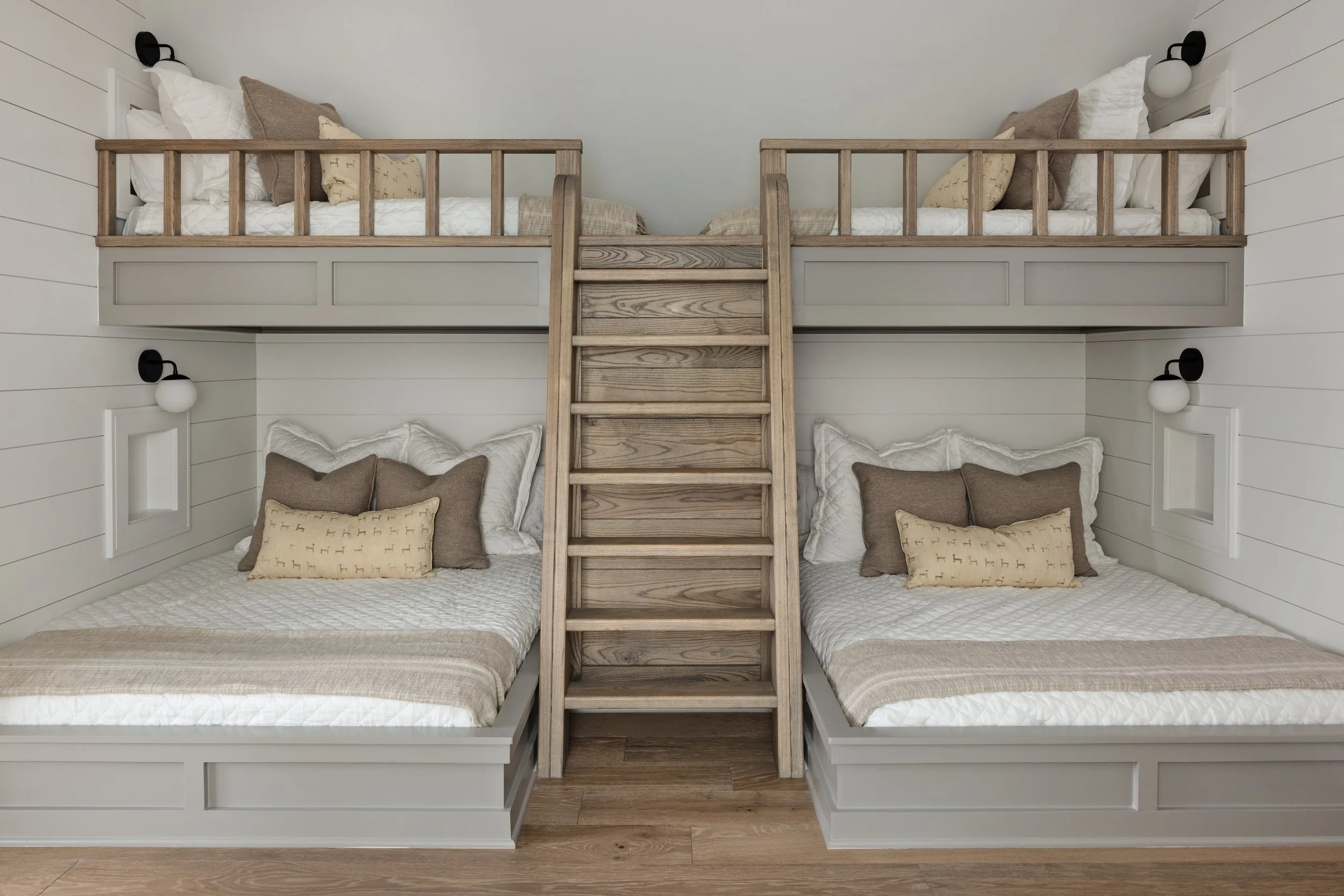 AMH Hatfield 125.jpg