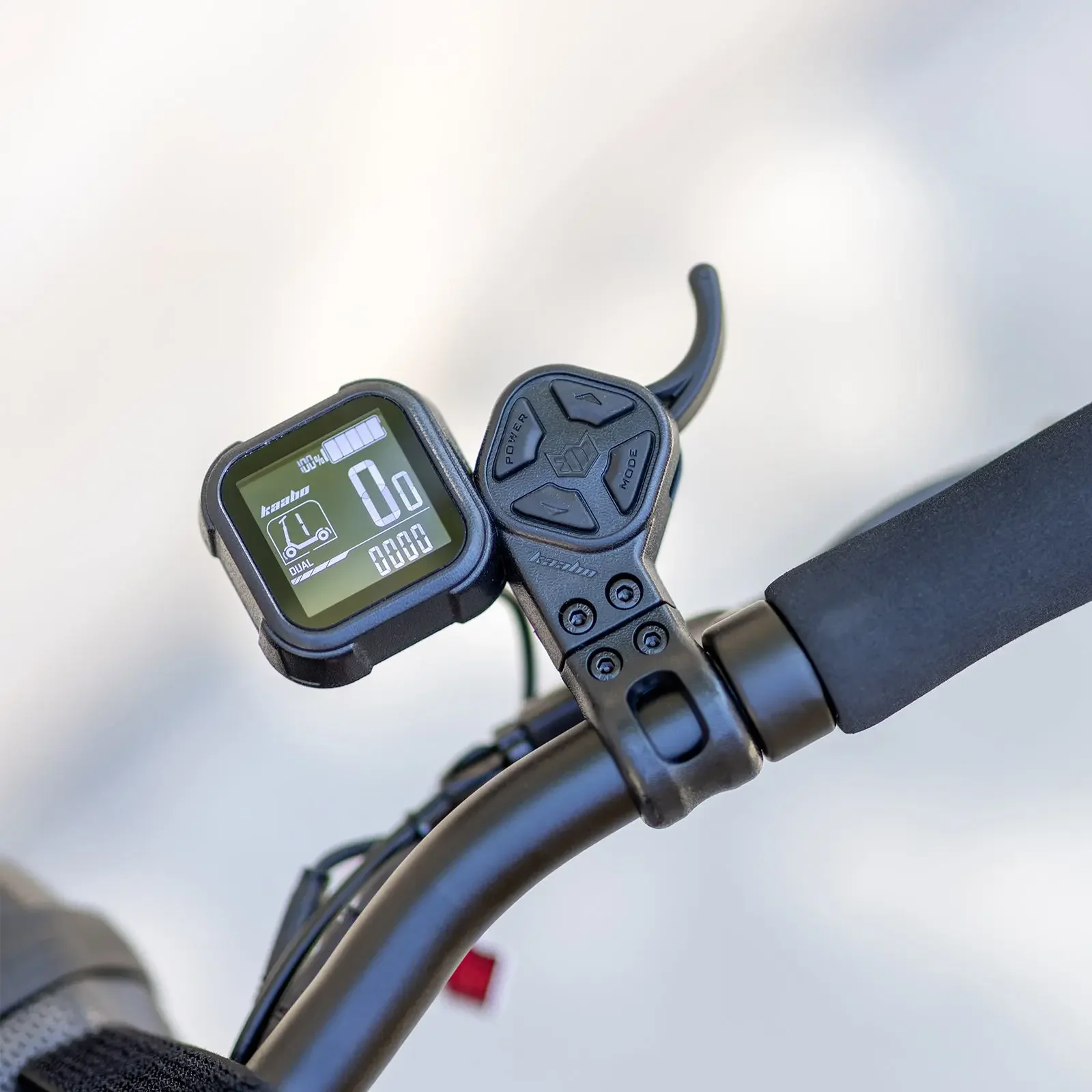 kaabo-mantis-8-e-scooter-display-NFC.jpg.webp