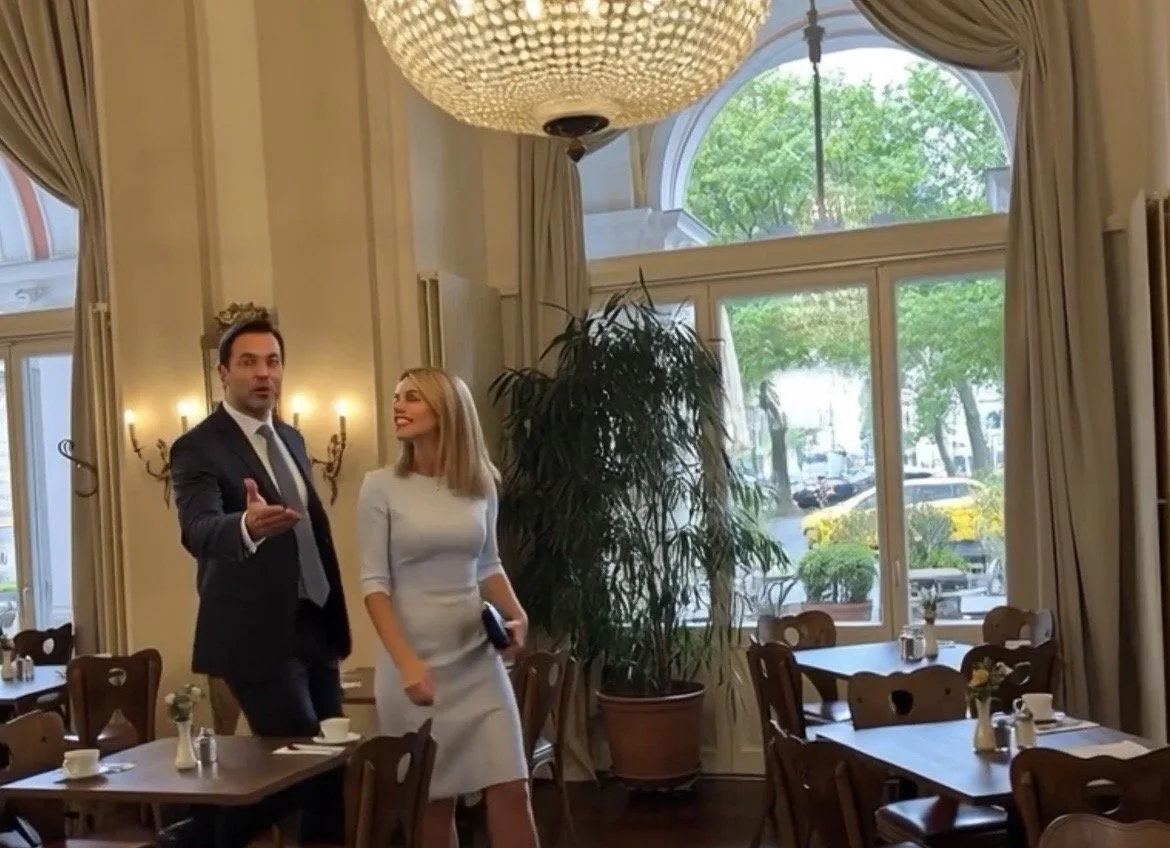 Video IA Indoor restaurant view