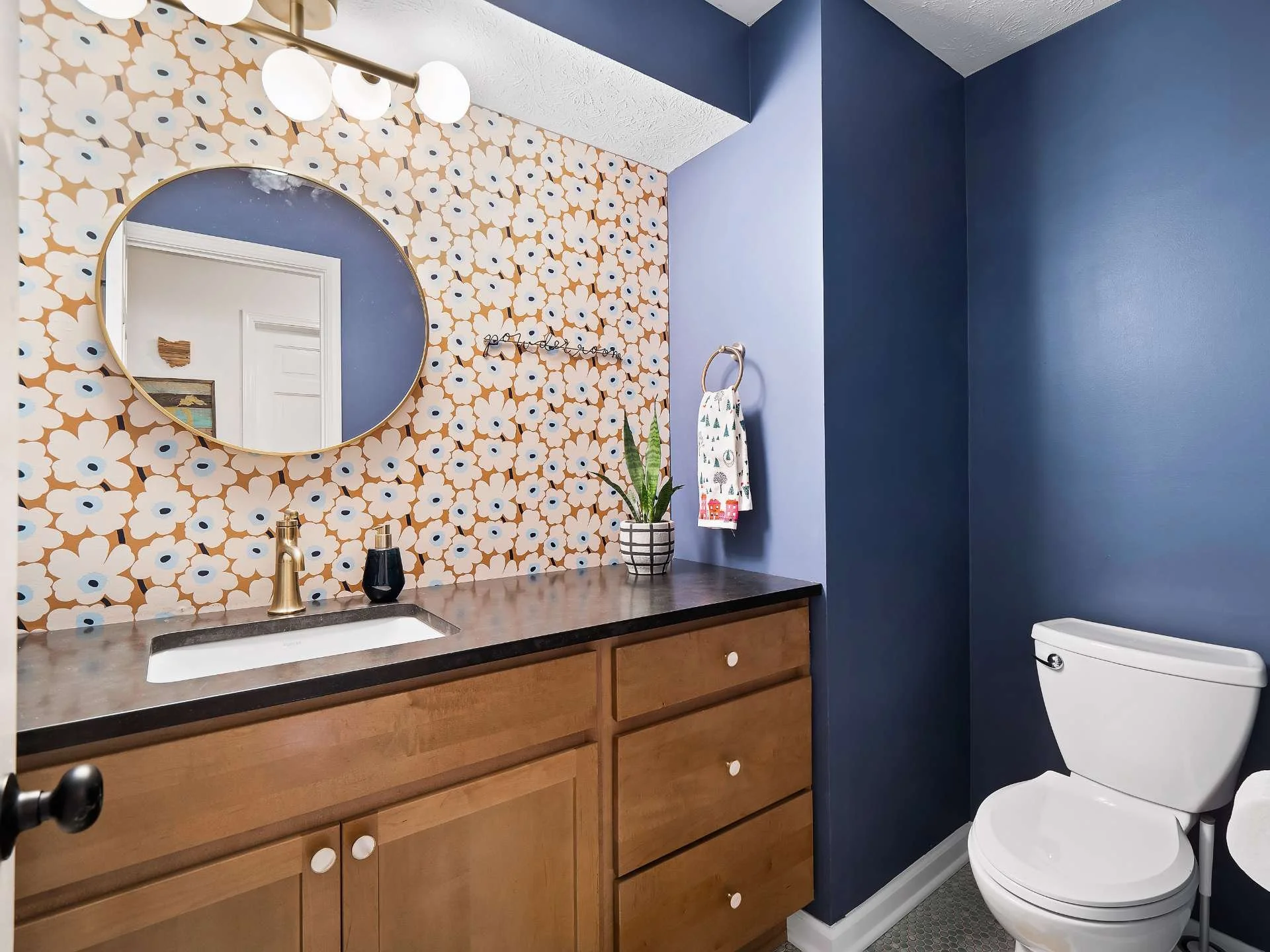 3405 Chrisfield-25.jpg