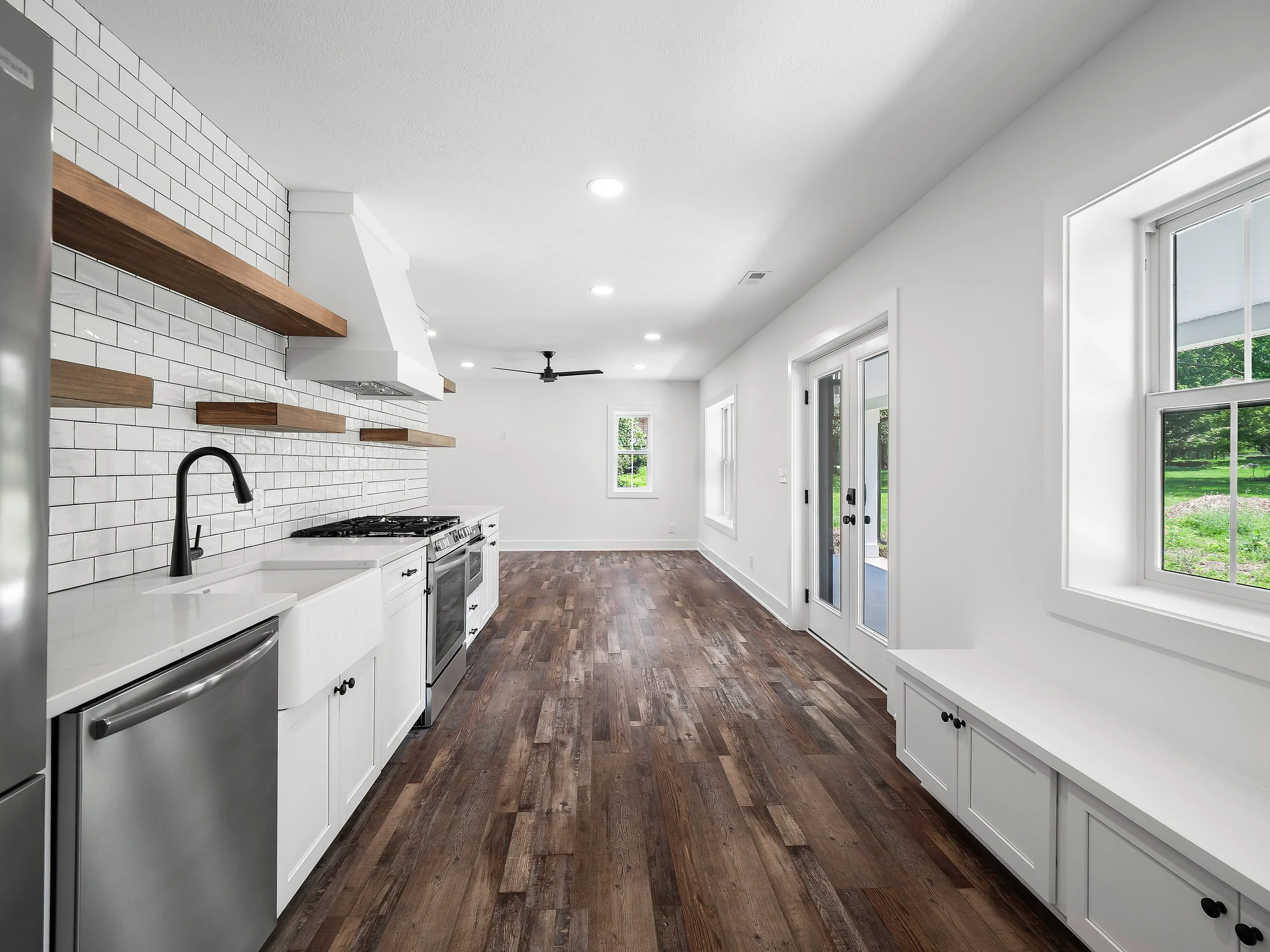 23347MastickRdFarmhouse-33.jpg
