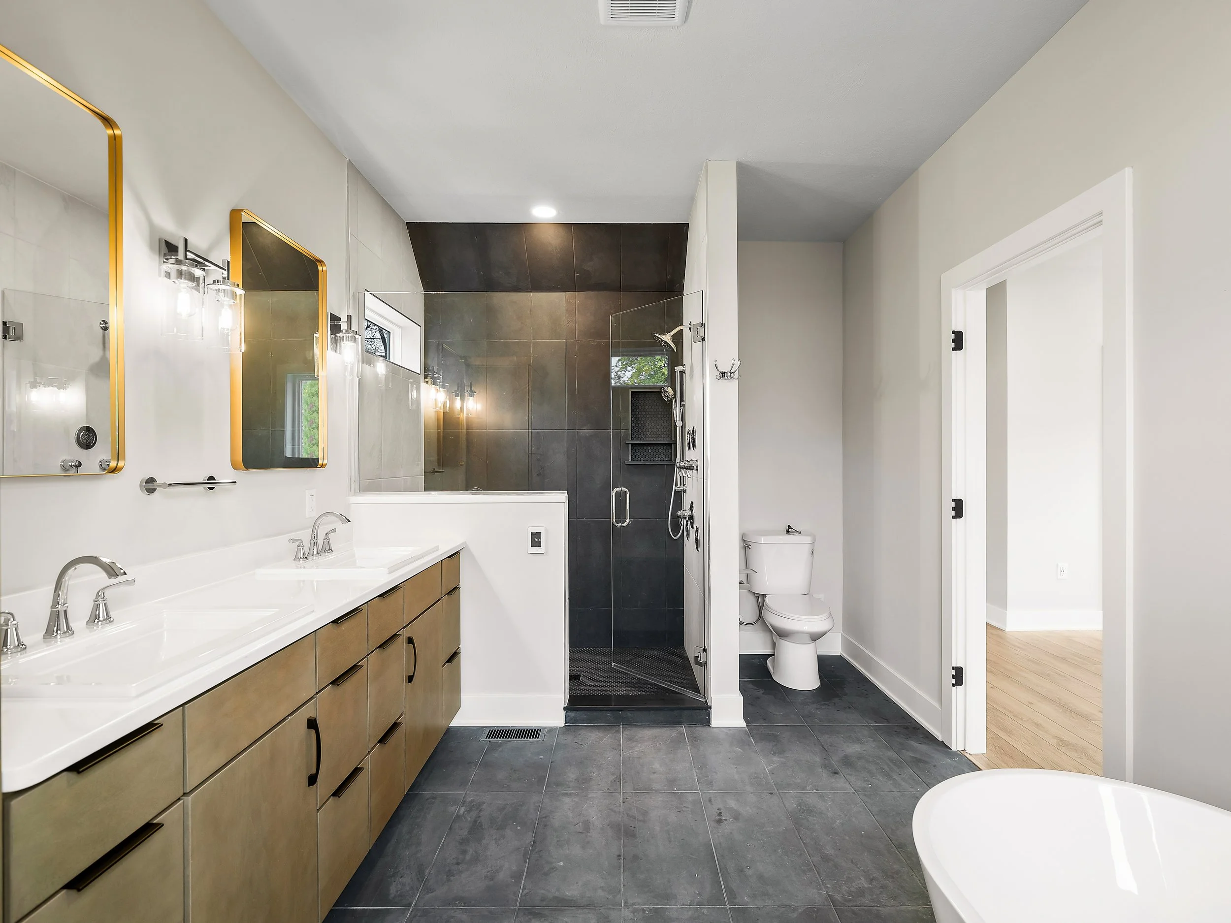 1782 W50th-53.jpg
