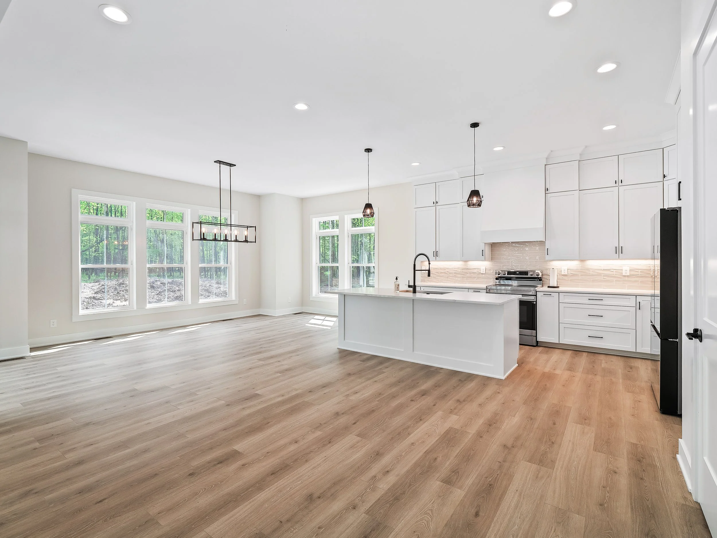 31785WoodbridgeWay-14.jpg