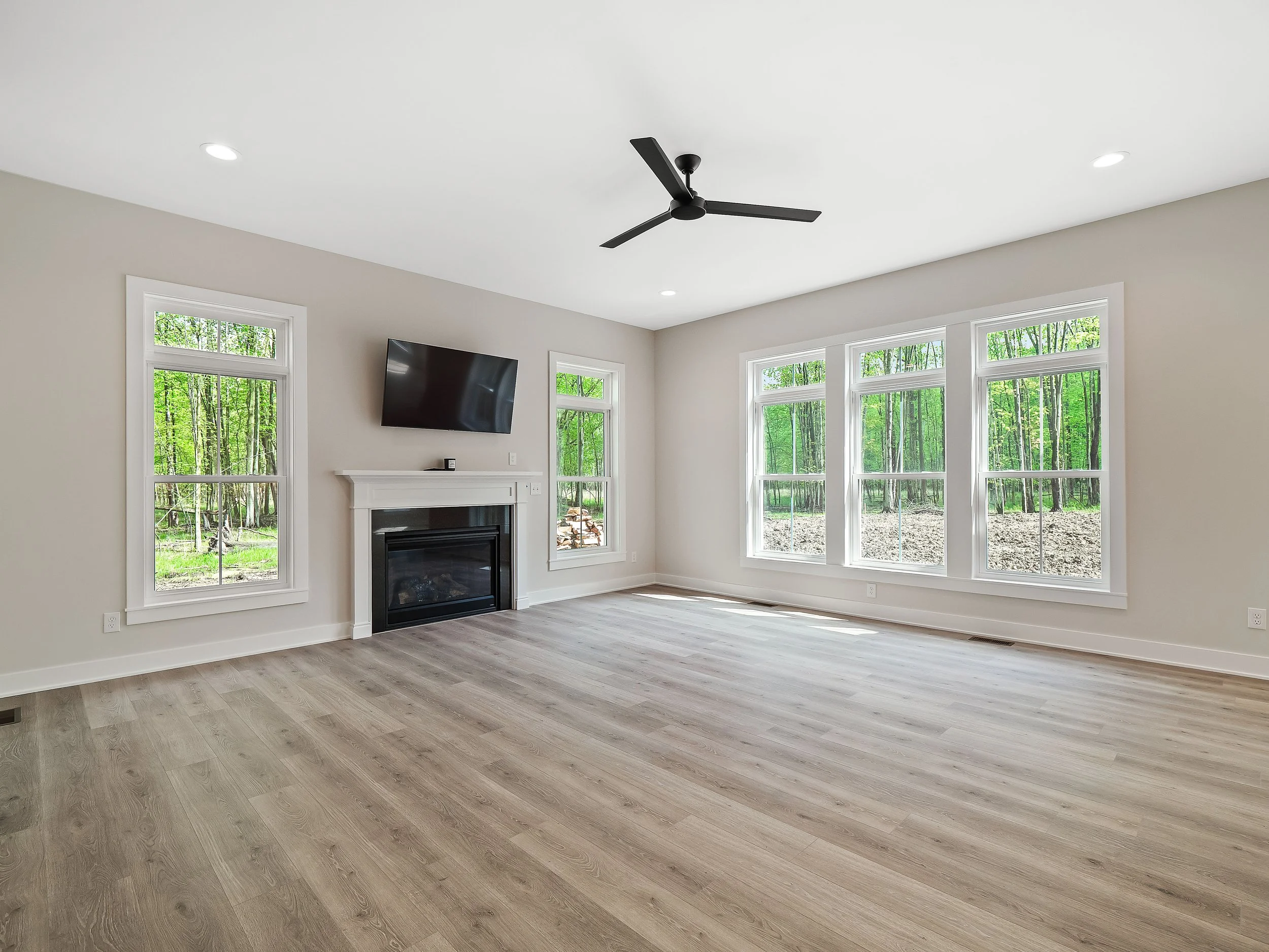 31785WoodbridgeWay-9.jpg