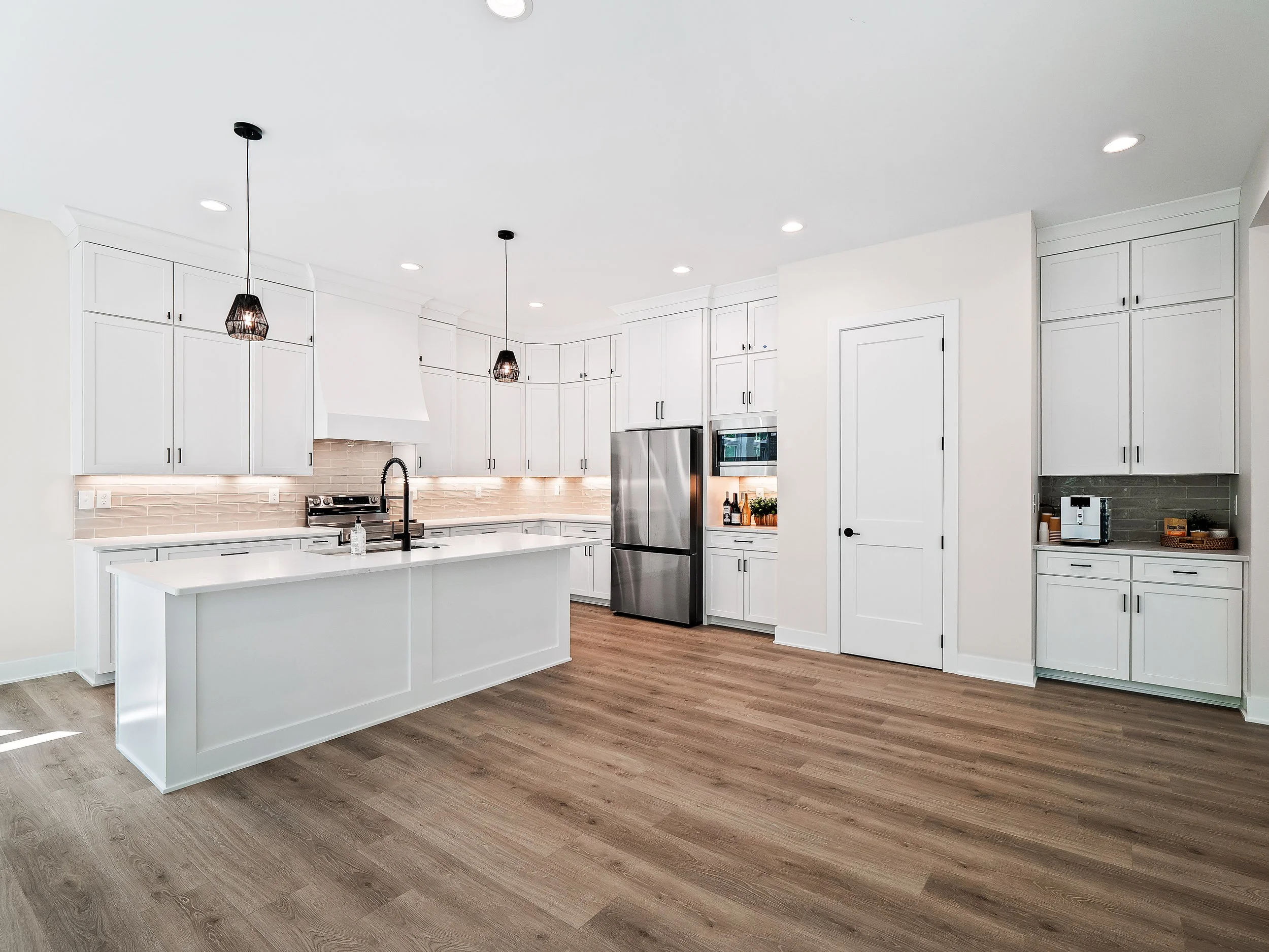 31785WoodbridgeWay-15.jpg