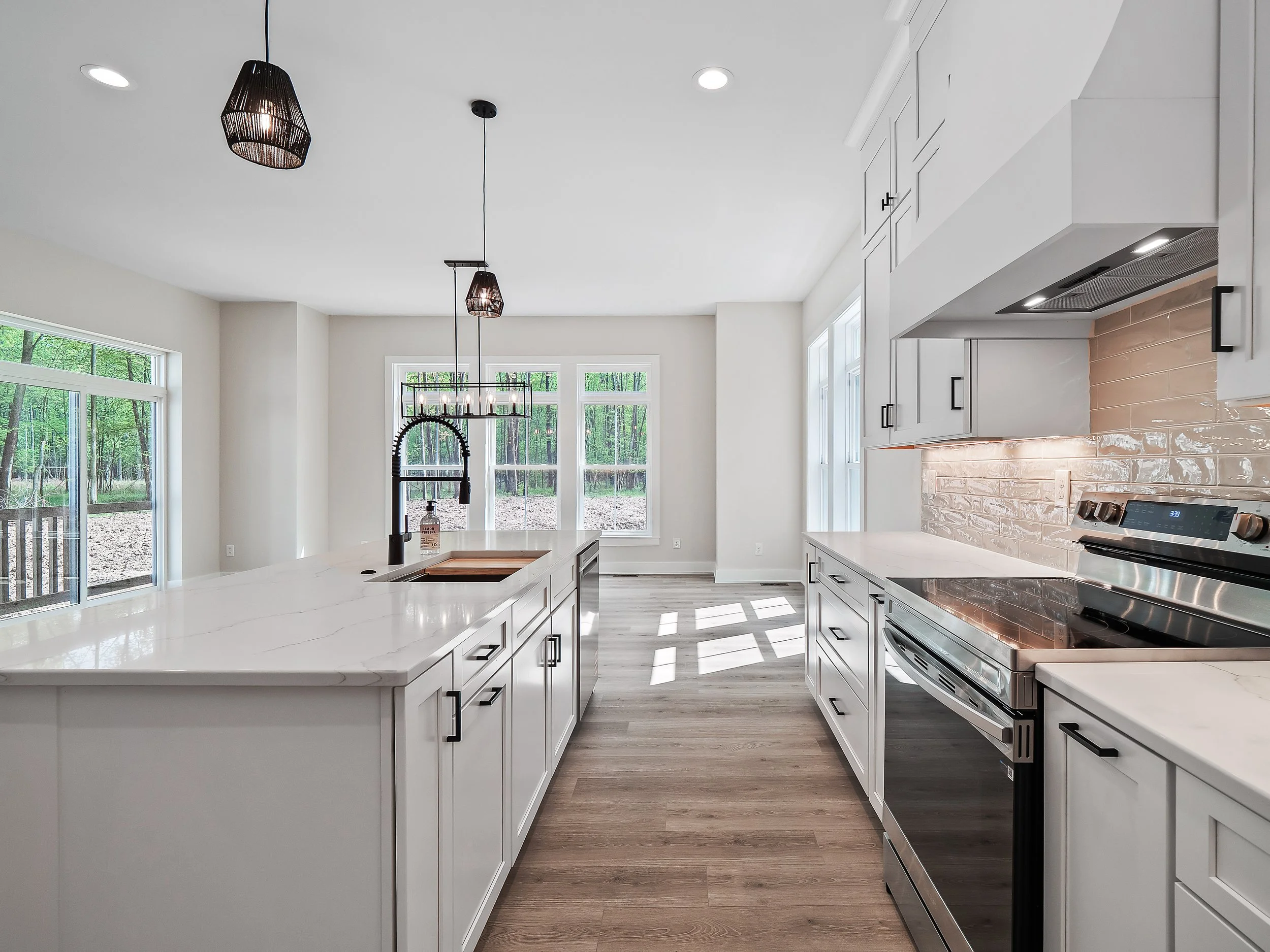 31785WoodbridgeWay-22.jpg
