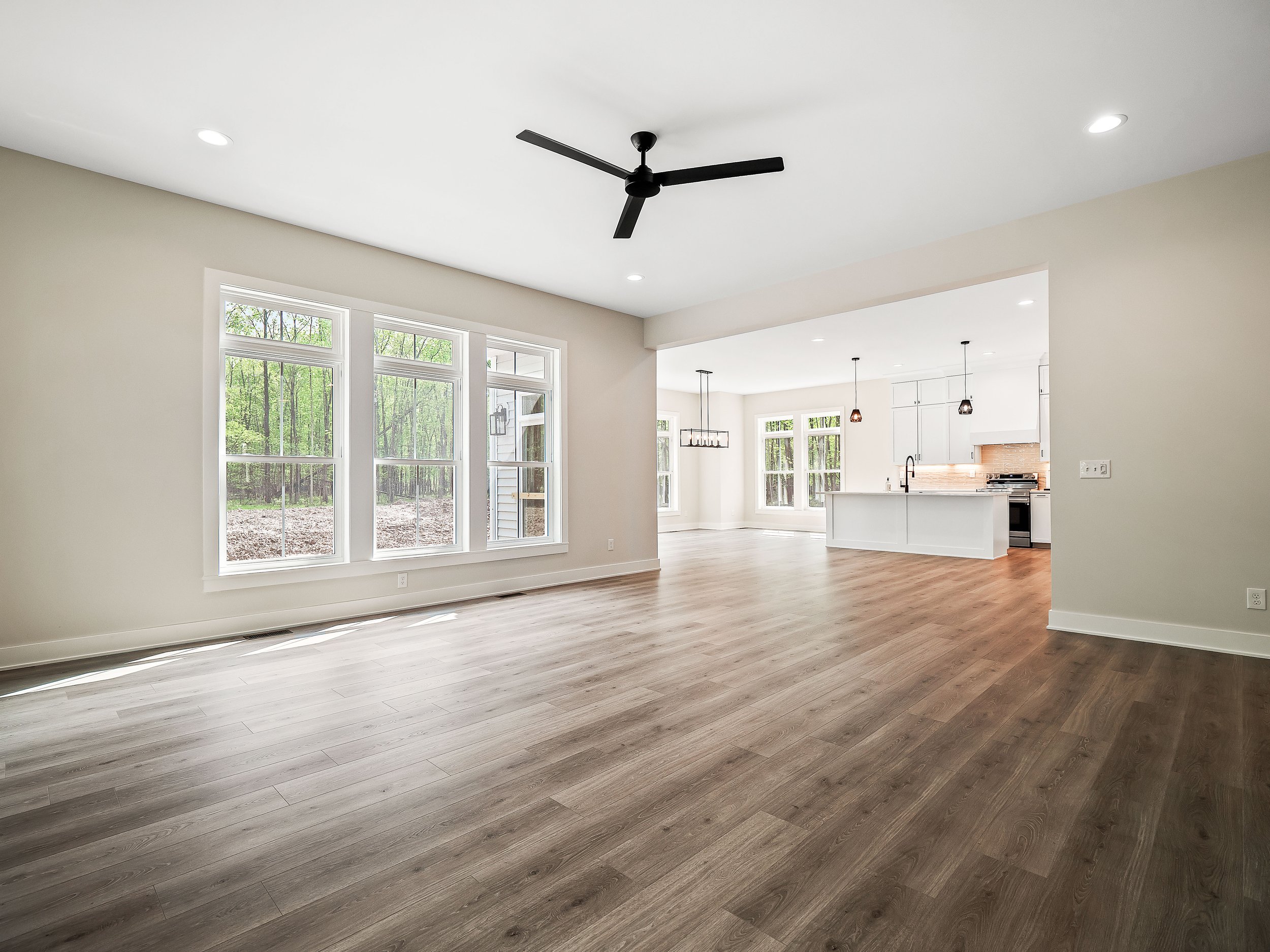 31785WoodbridgeWay-10.jpg