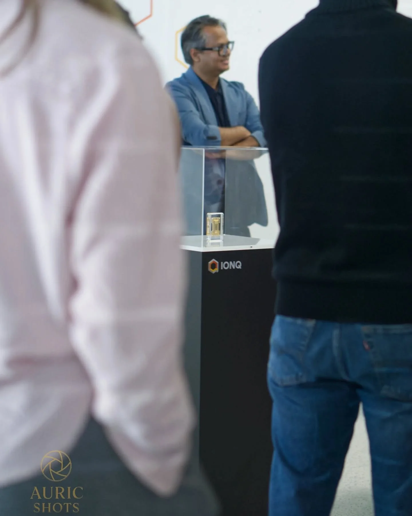 Corporate moments that matter, captured as they happen. 💼

Available for event coverage across Switzerland. 📸🇨🇭

📩 Enquiries open

#corporatephotography #eventphotographer #switzerlandphotographer #eventcoverage #explore

(Explore, corporate eve