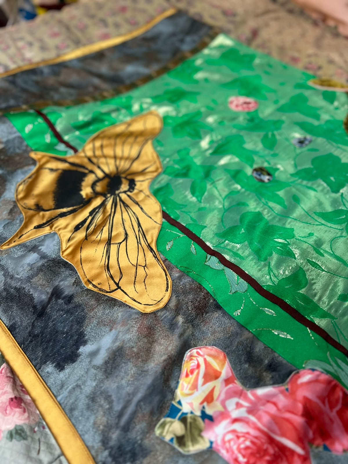 Bumblebee Quilt2.jpeg