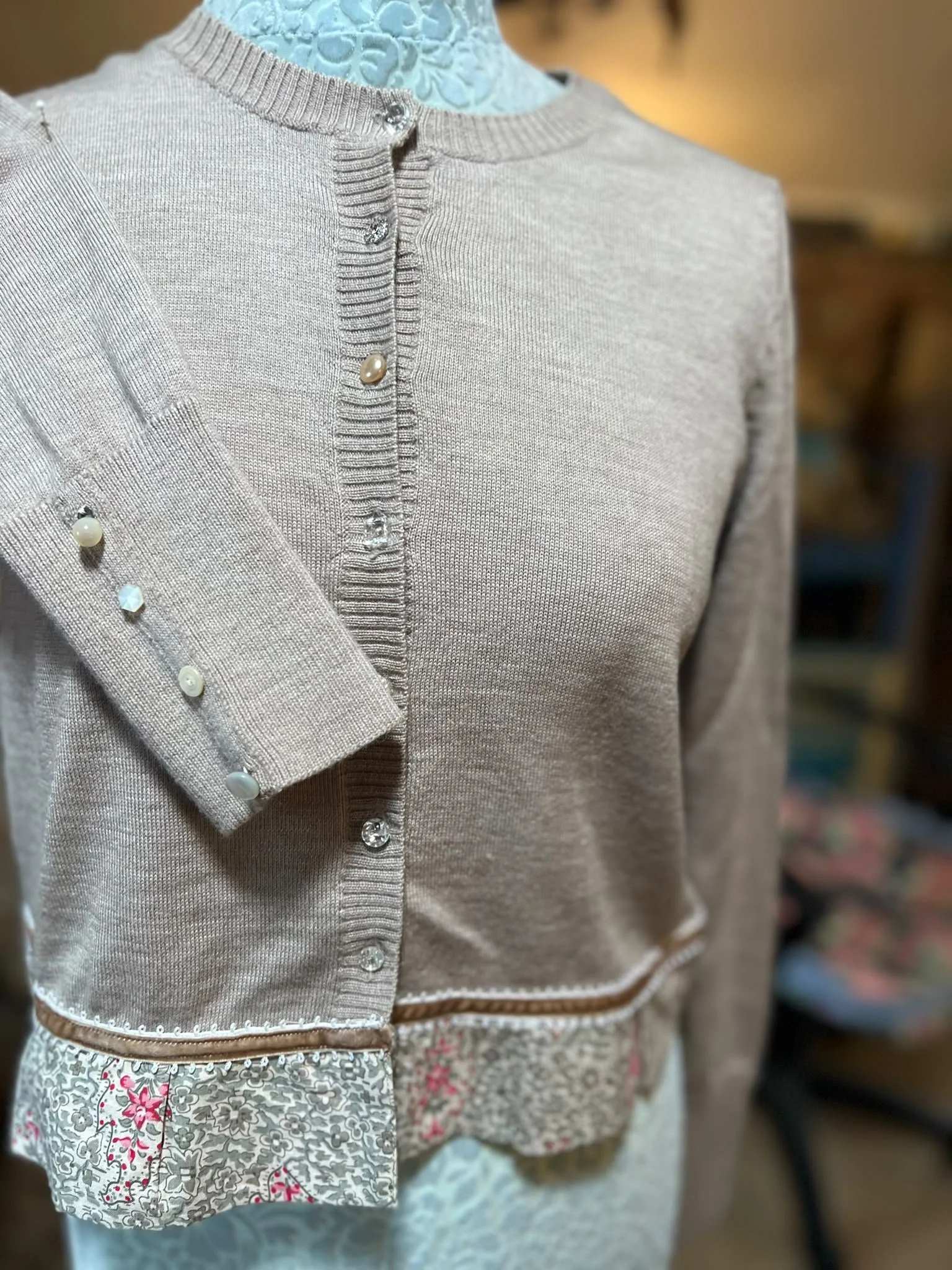 vintagectrimcardigan2.jpeg