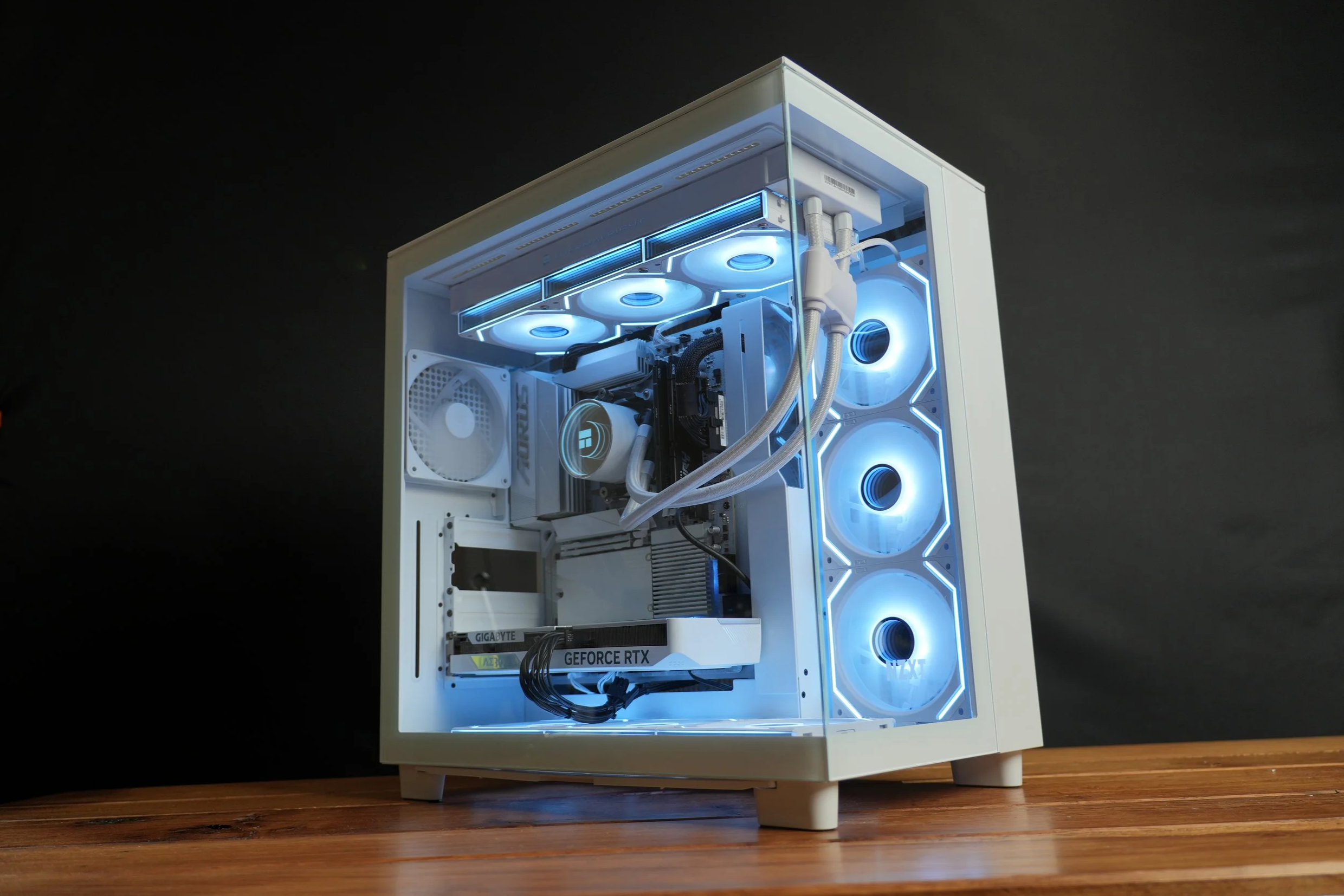 Montage - PC Gaming Blanc