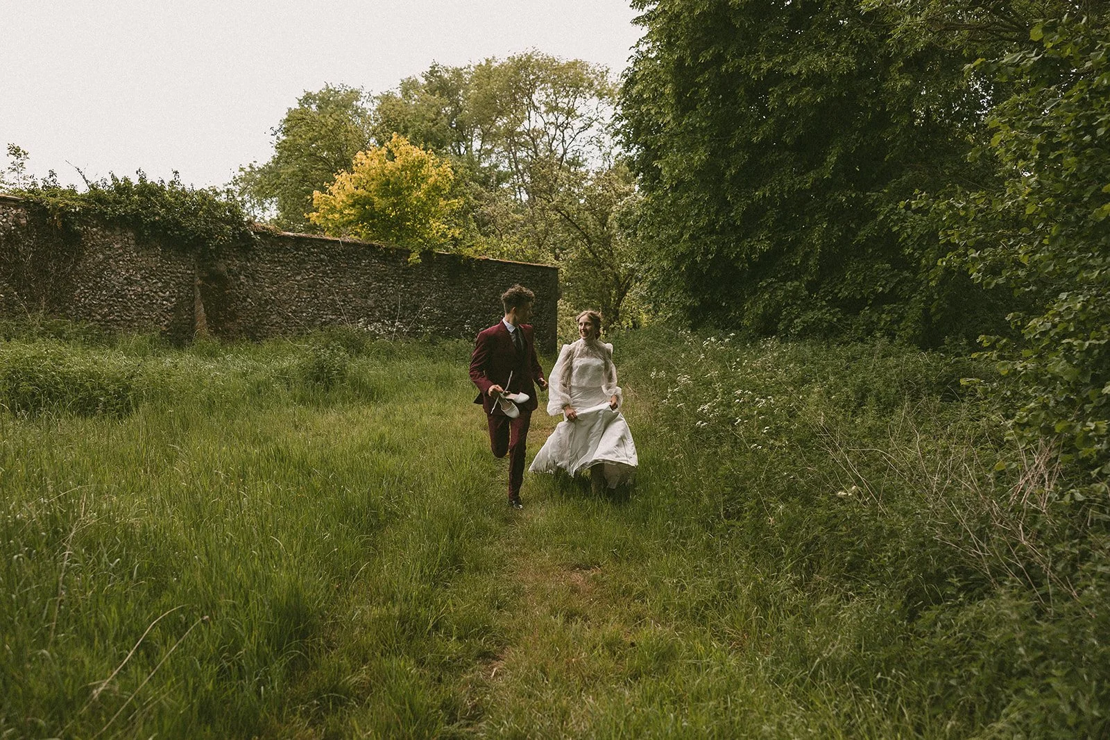 documentary-wedding-photogrpaher-uk-elizabeth-kyran26.jpg