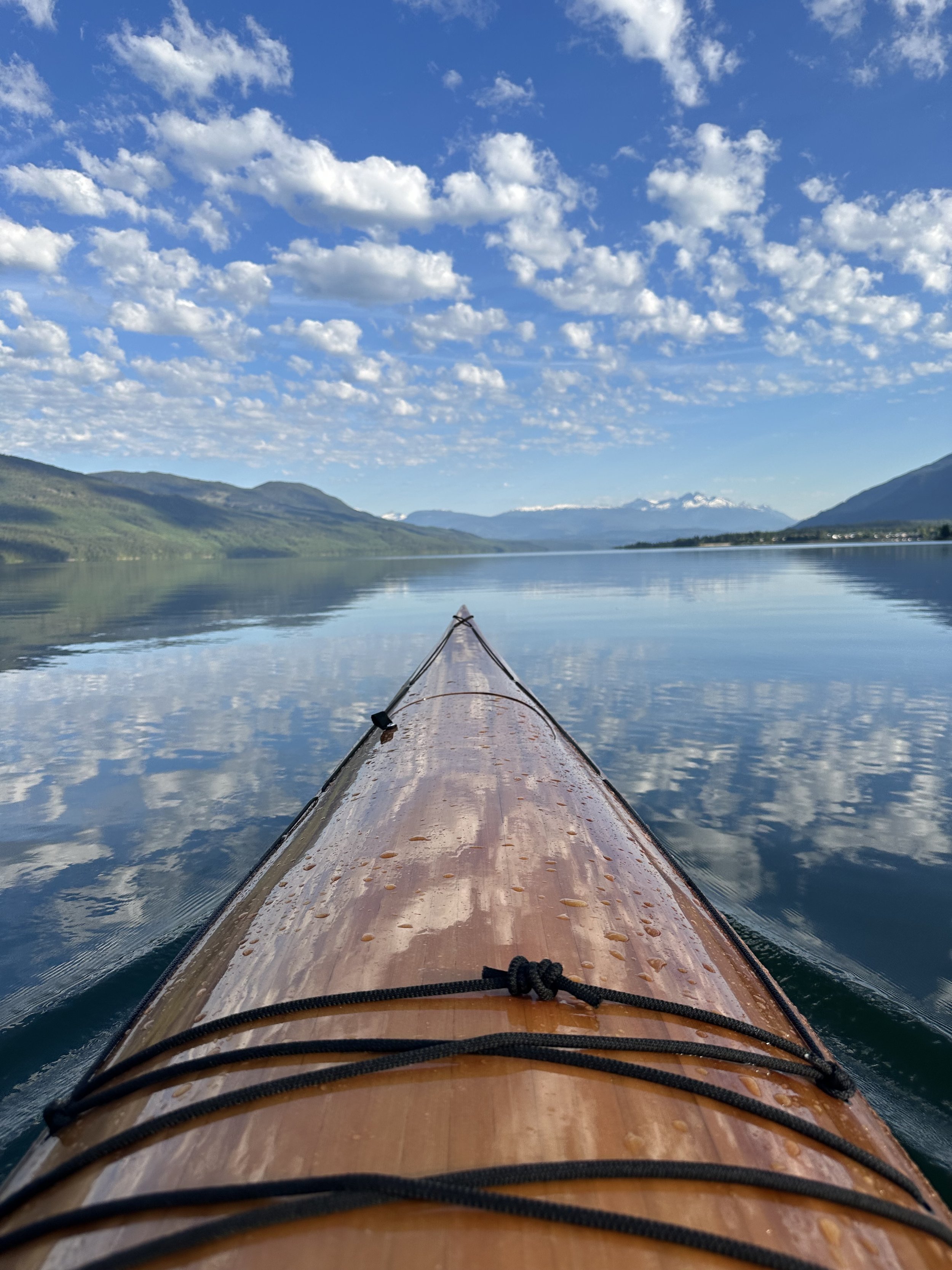 paddling as the sunrises on the Arrow Lakes