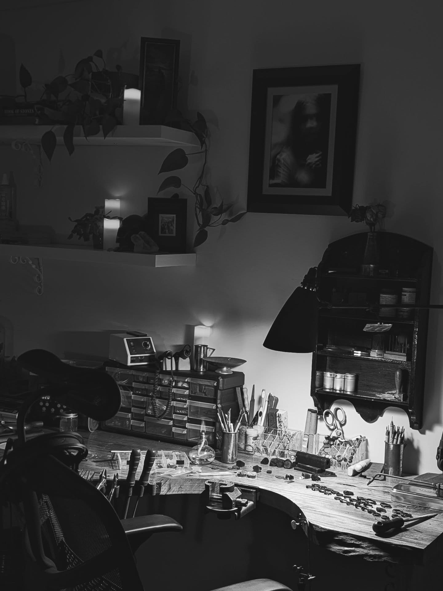 Wax and diamonds, sitting down to work after literally scrubbing the rust from my tools.  Three houses across 11 years I've moved all this stuff with me and it's sat dormant, patiently waiting.  So I will say, it feels nice to explore it all again.