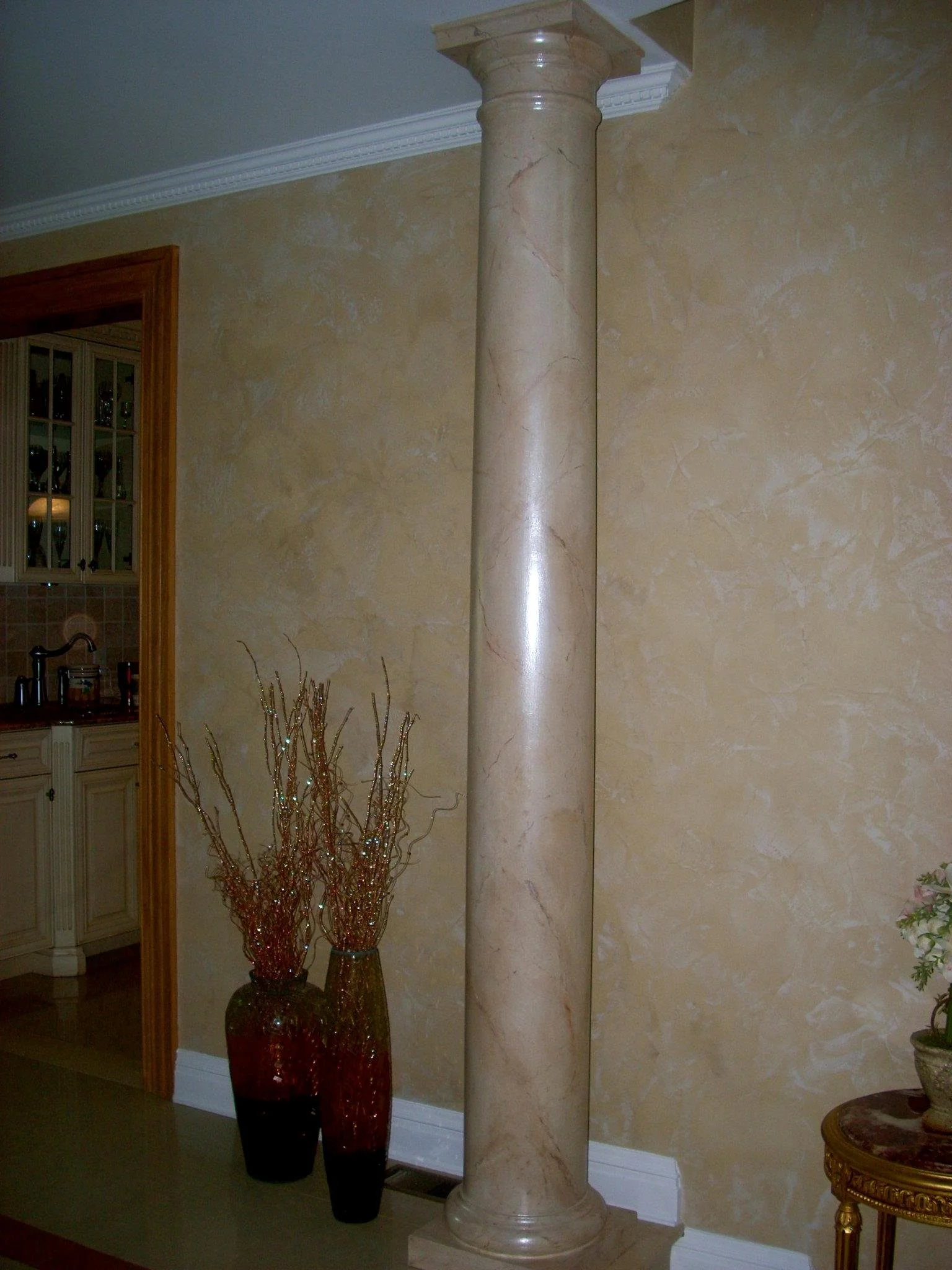 columns2.jpg