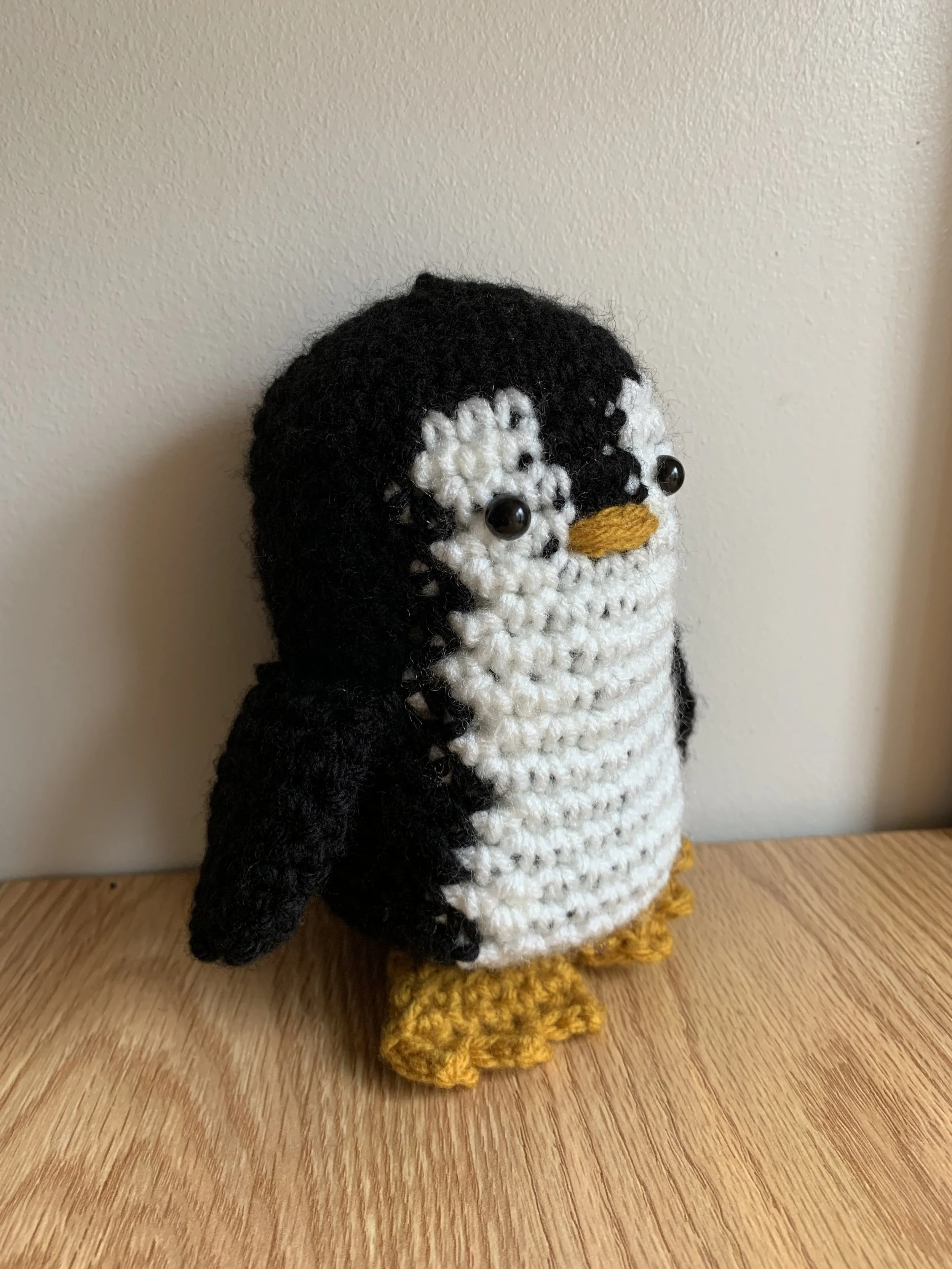 Hugo | Crochet Penguin Pattern