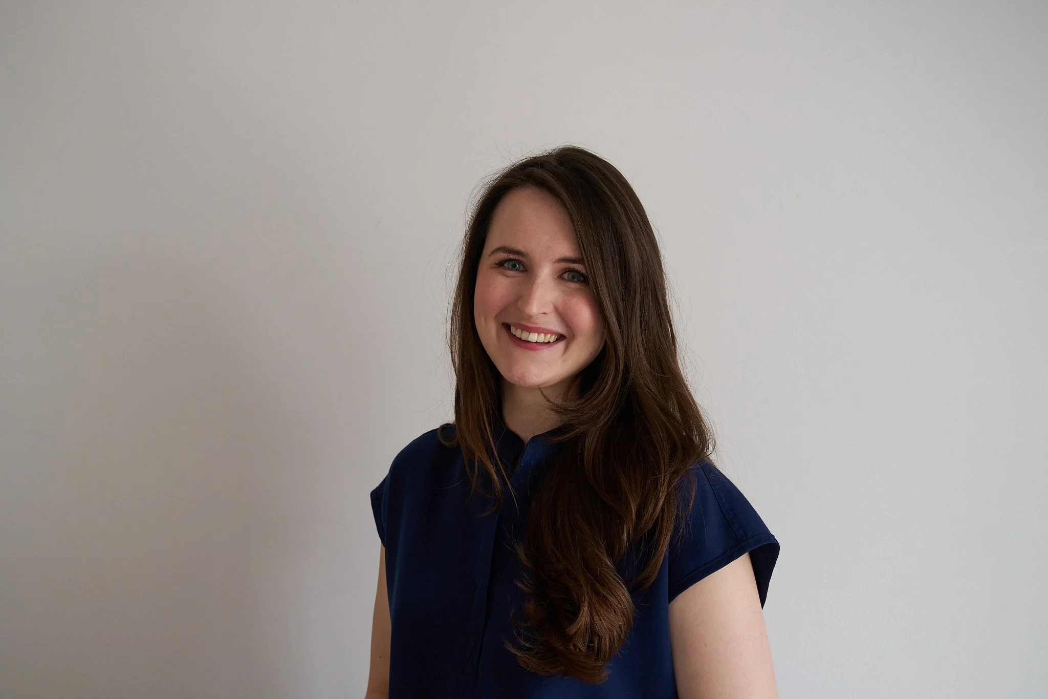 Jasmine Fisher, Osteopath and Mummy MOT practitioner in St Albans and Harpenden, providing personalised care for effective pain relief and better mobility. Services: Osteopathy, Mummy MOT, C-Section Scar Massage, Cranial Osteopathy, and Injury Rehab