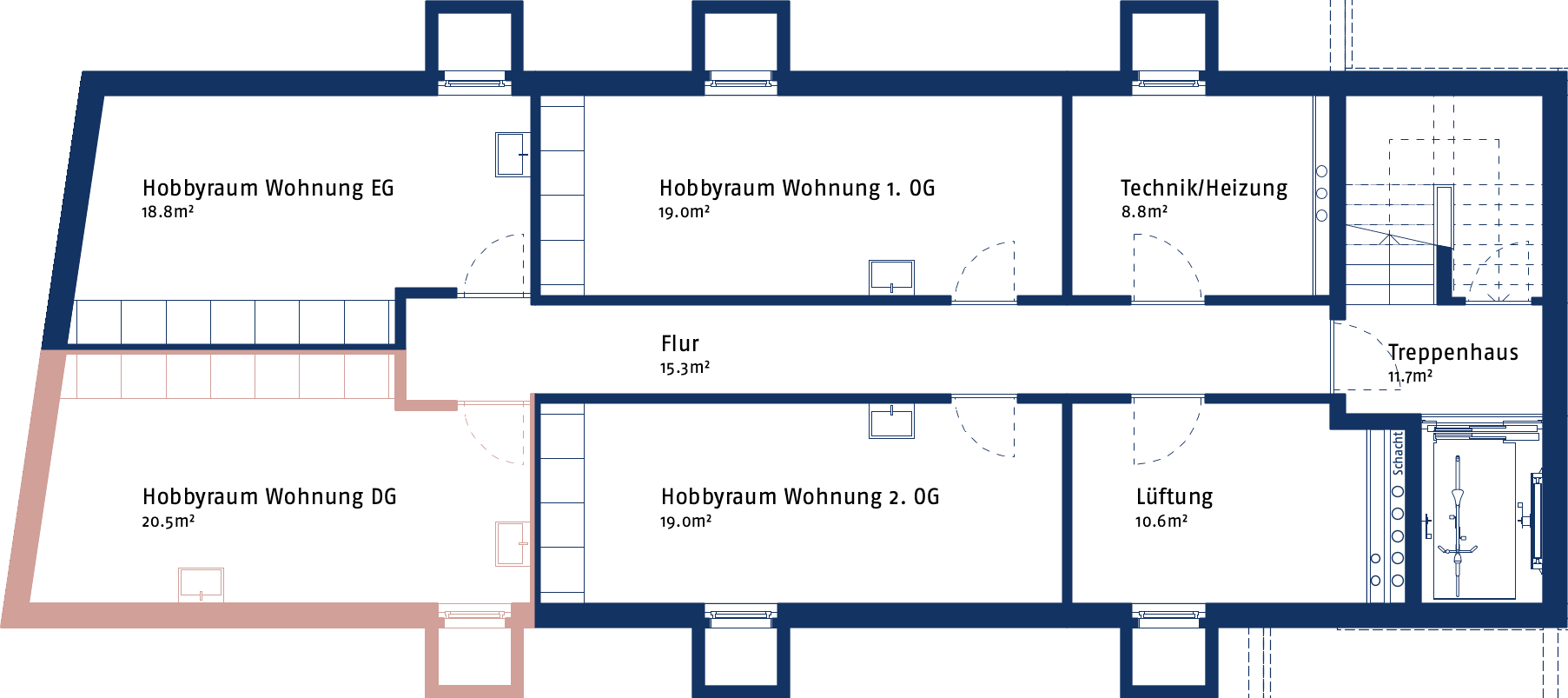 Grundriss des Untergeschoss des Neubau Atelierwohnhaus Calanda Blick. Eingefärbt ist ein Hobbyraum. Der Grundriss zeigt auch die Technikräume und das Treppenhaus mit Aufzug.