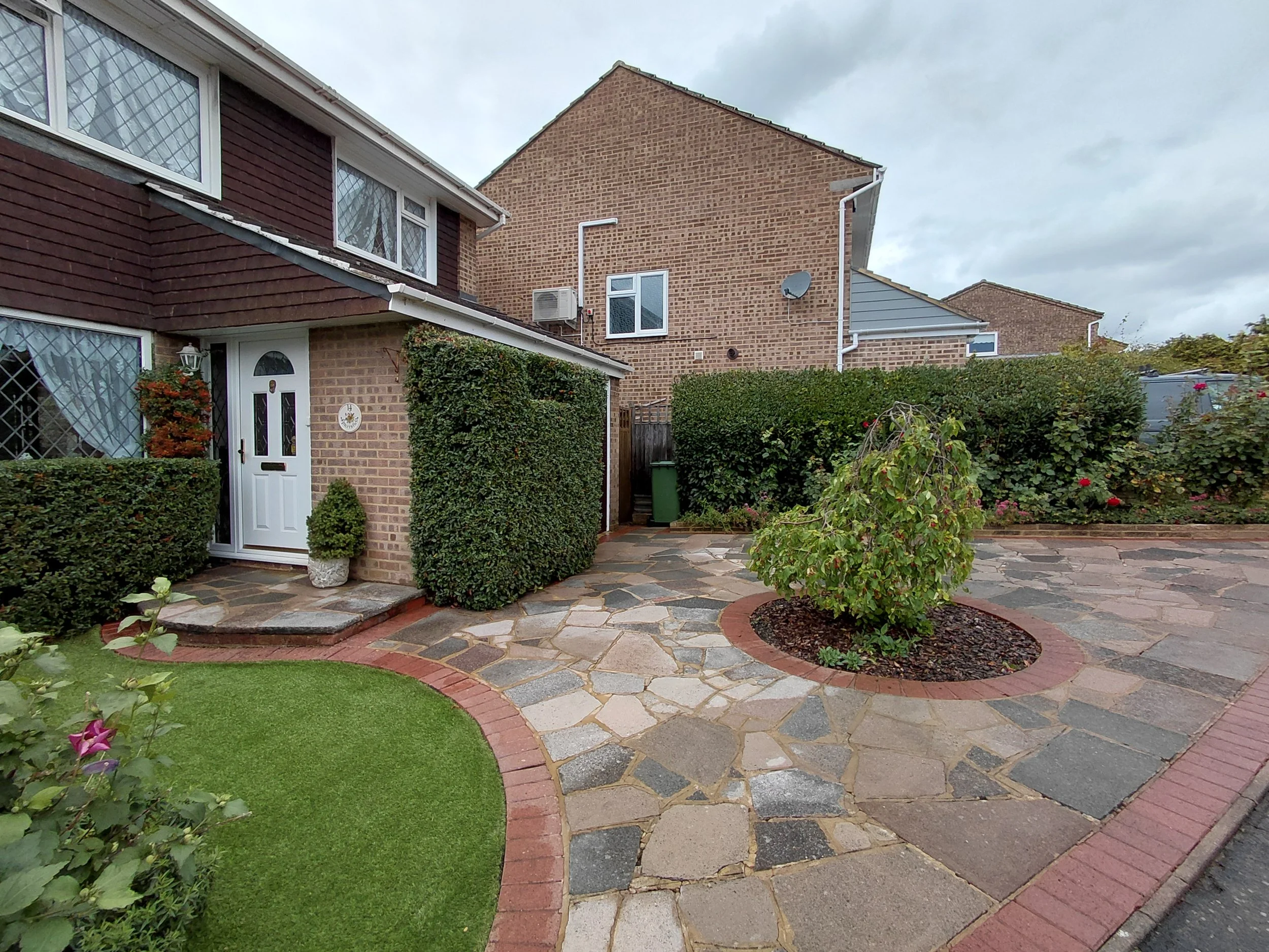 Driveway cleaning cheshunt after.jpg