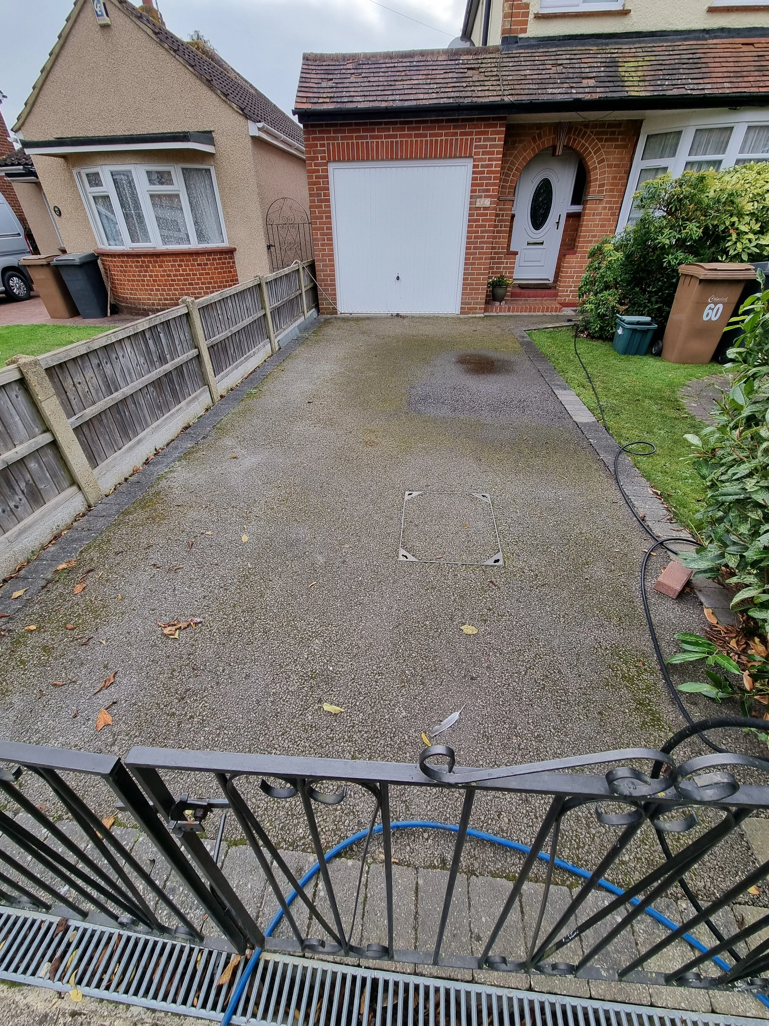 Driveway cleaning Chelmsford before.jpg