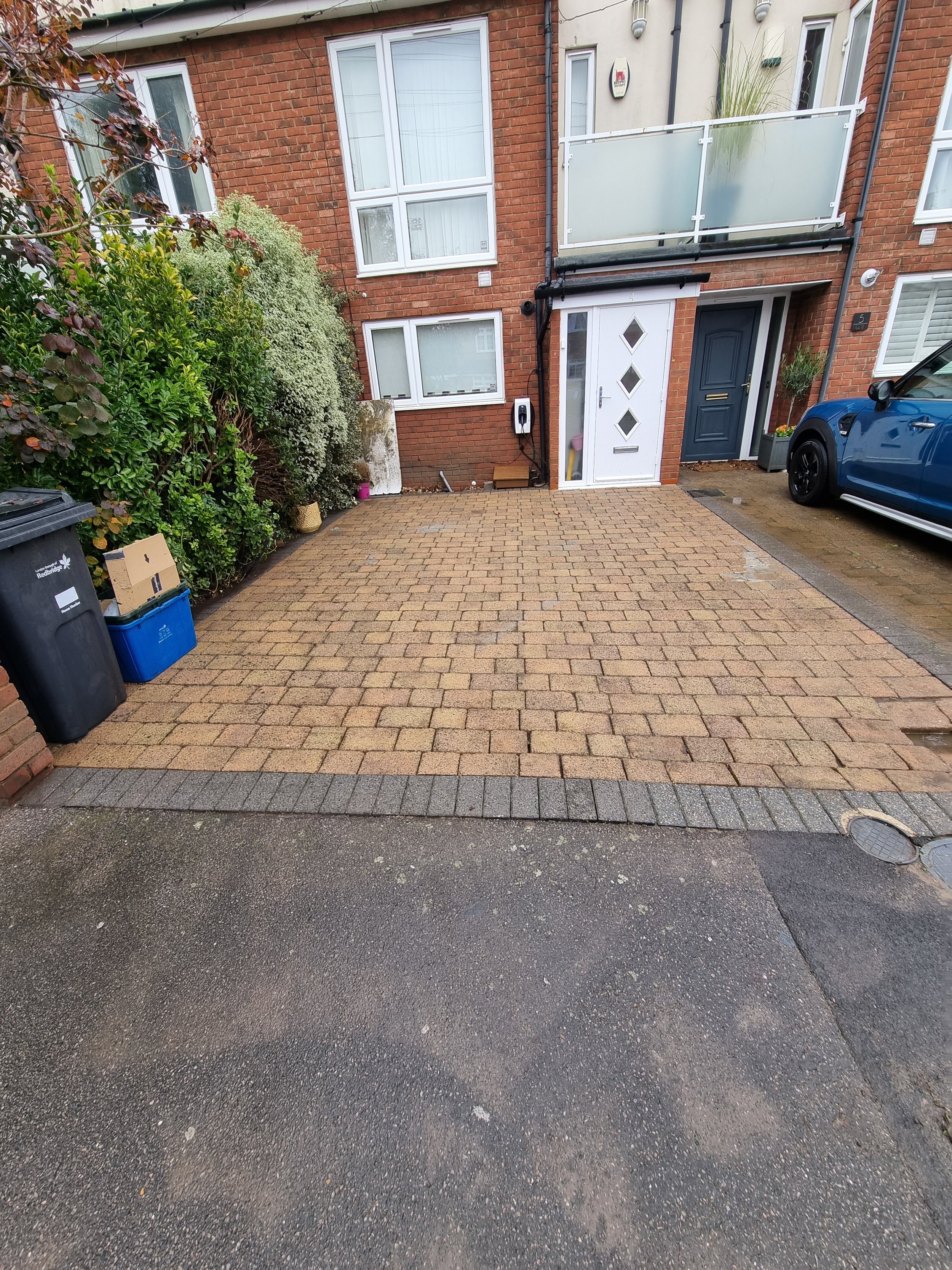 Driveway cleaning Cockfosters after.jpg
